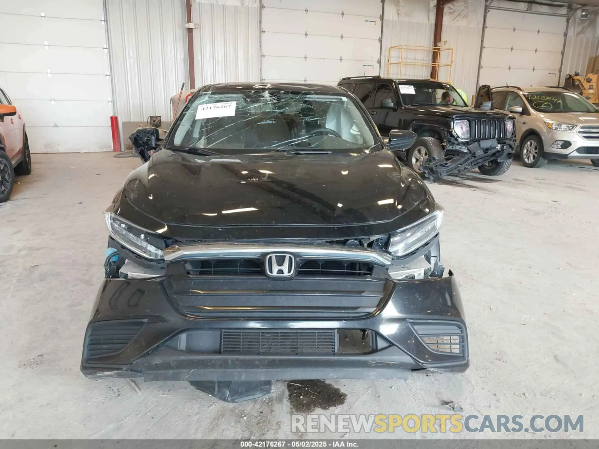 12 Photograph of a damaged car 19XZE4F50LE014818 HONDA INSIGHT 2020