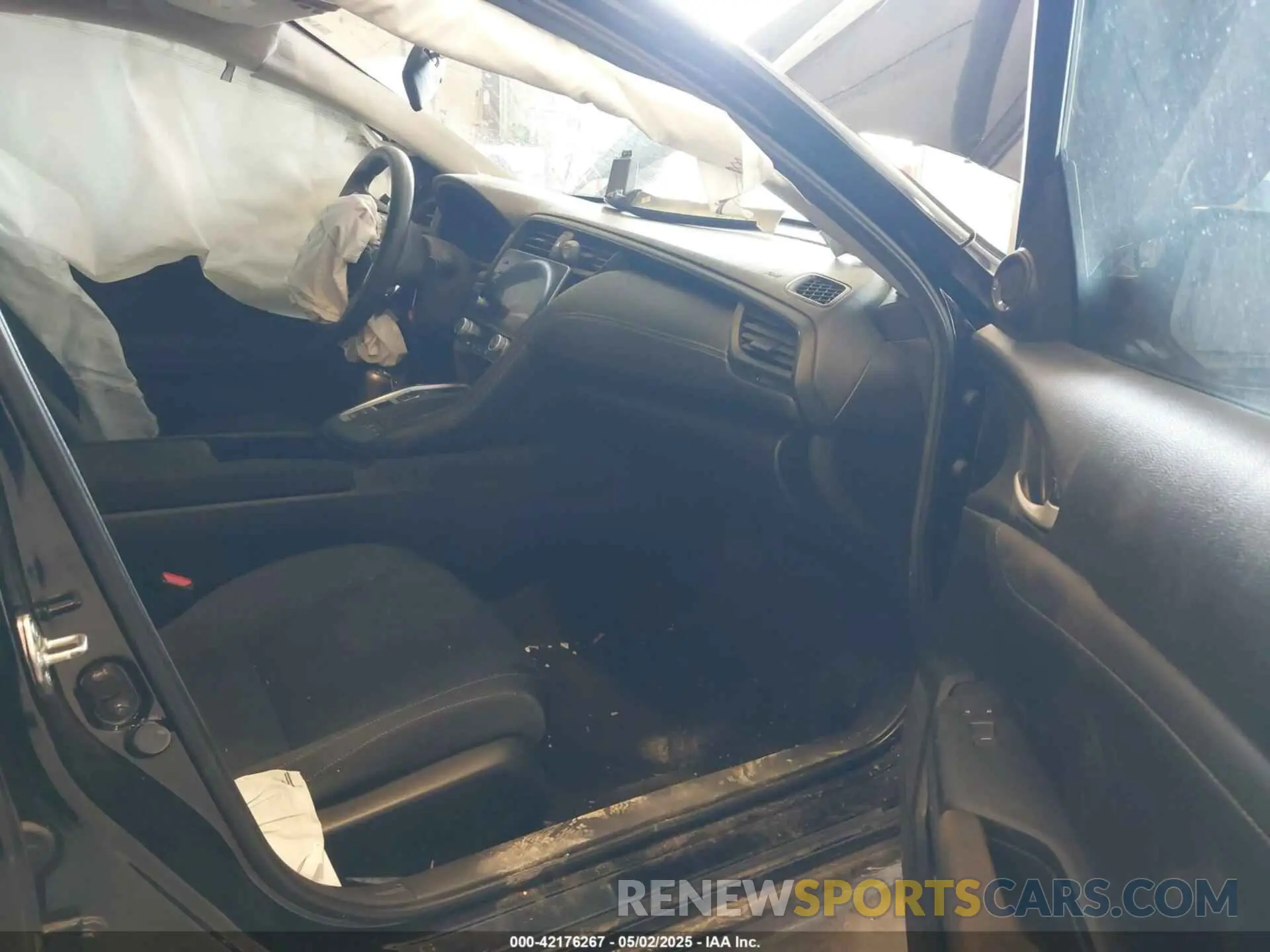 5 Photograph of a damaged car 19XZE4F50LE014818 HONDA INSIGHT 2020