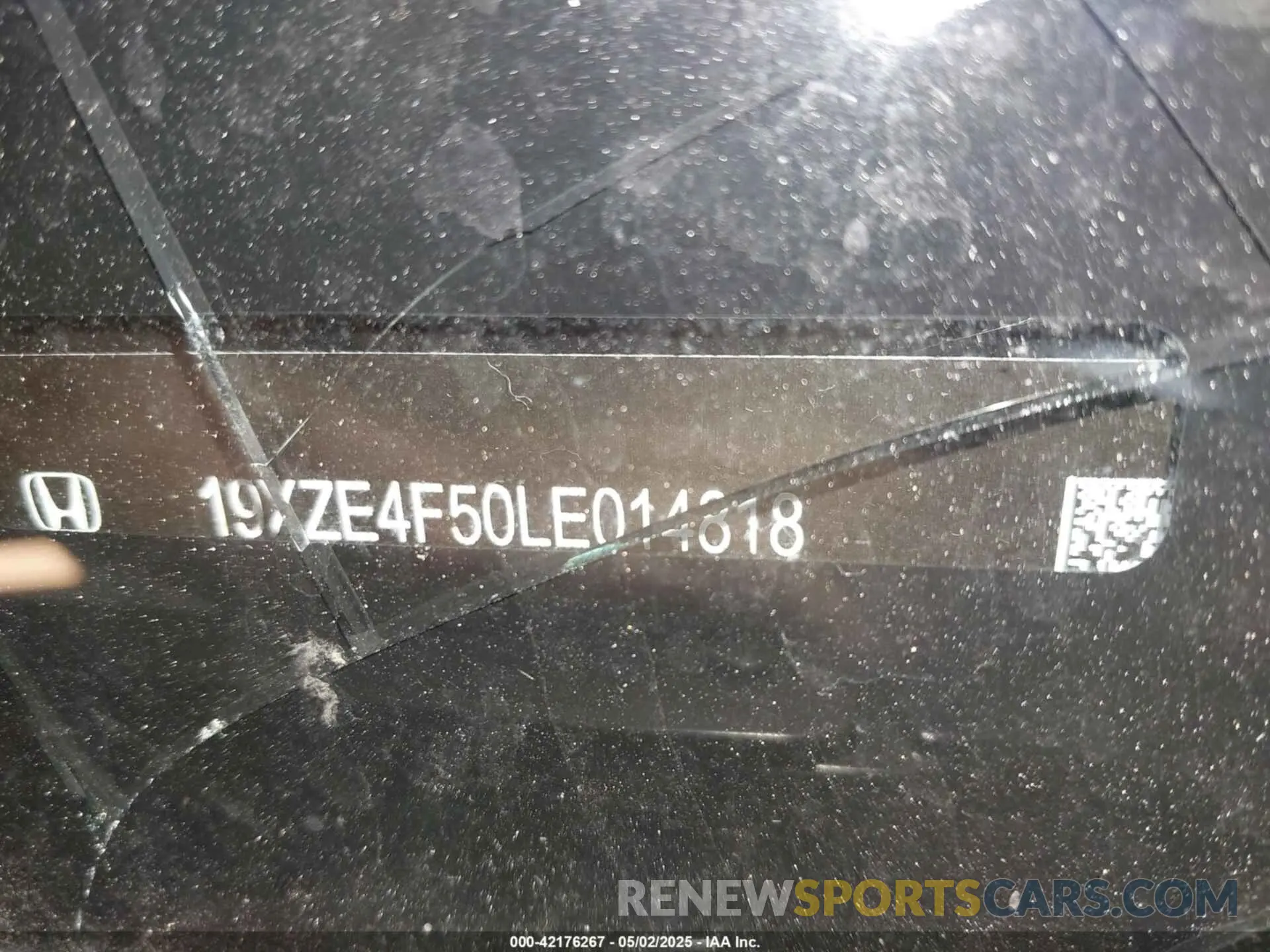 9 Photograph of a damaged car 19XZE4F50LE014818 HONDA INSIGHT 2020
