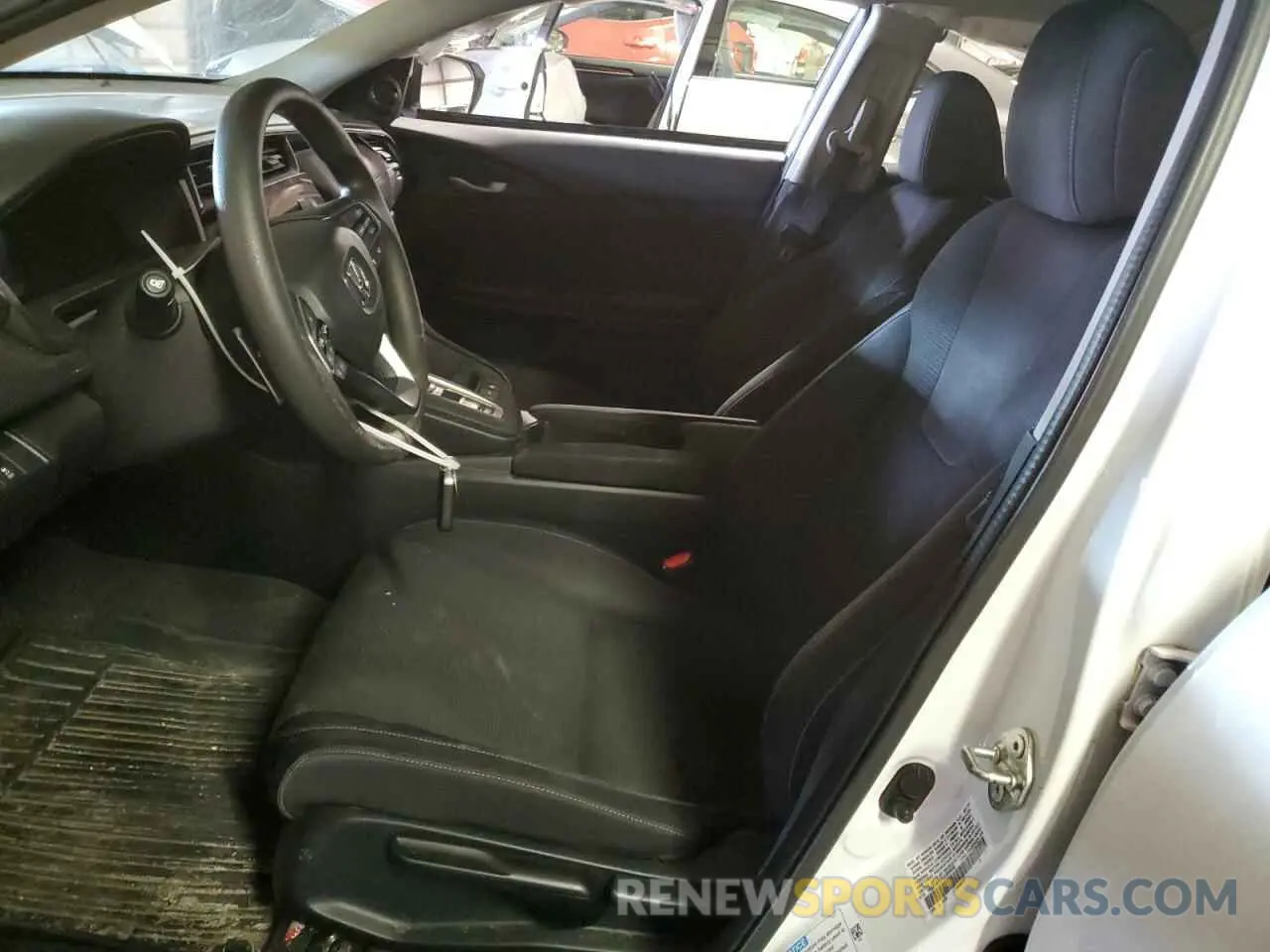 7 Фотография поврежденного автомобиля 19XZE4F51LE009935 HONDA INSIGHT 2020