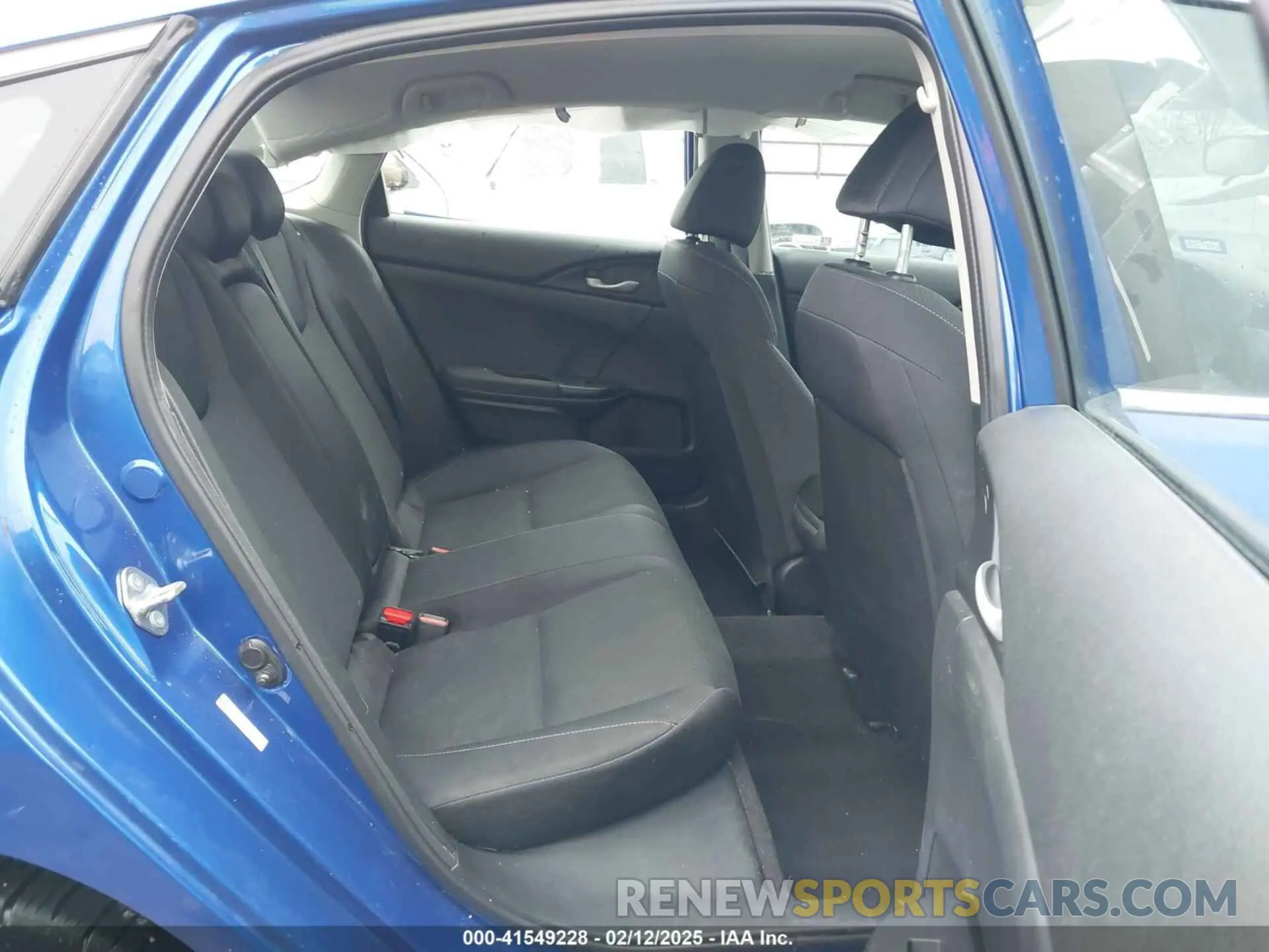 8 Фотография поврежденного автомобиля 19XZE4F55LE009856 HONDA INSIGHT 2020