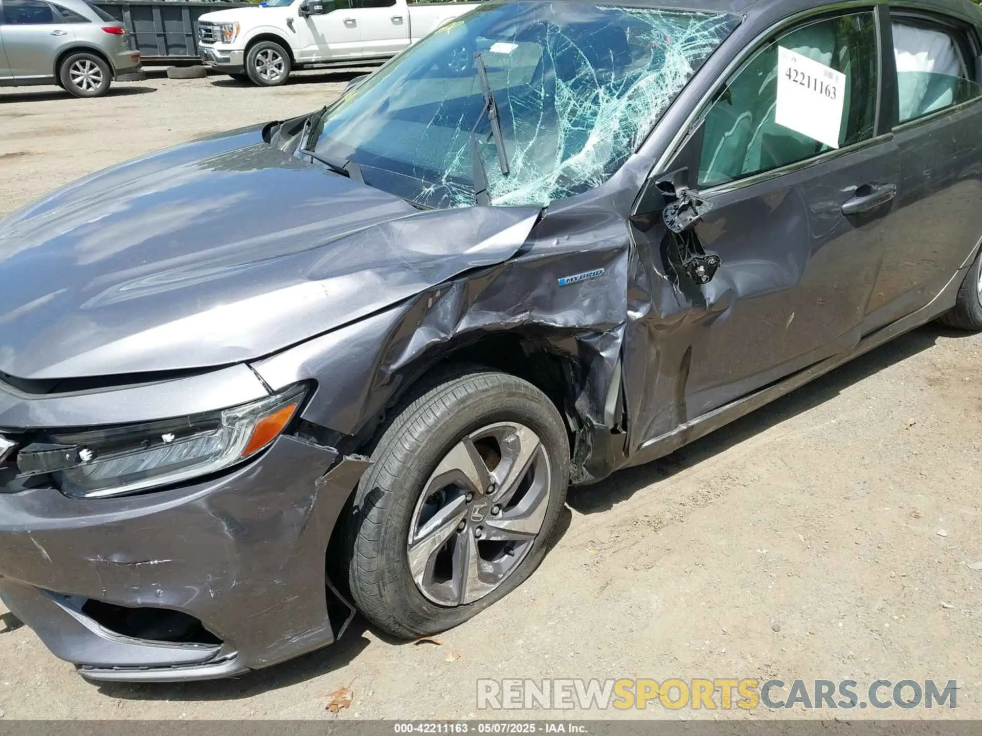 6 Photograph of a damaged car 19XZE4F57LE014721 HONDA INSIGHT 2020