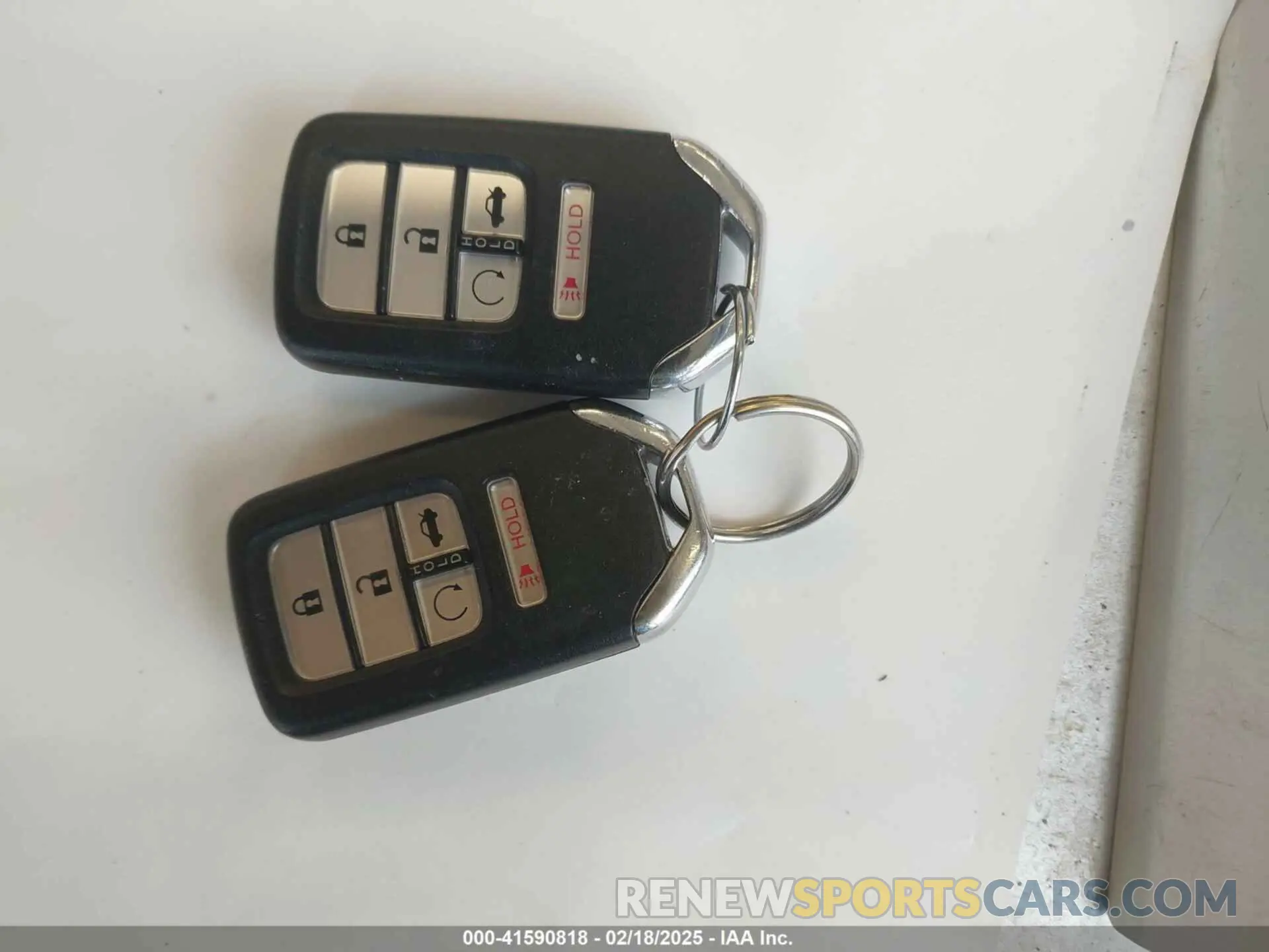 11 Фотография поврежденного автомобиля 19XZE4F58LE008670 HONDA INSIGHT 2020