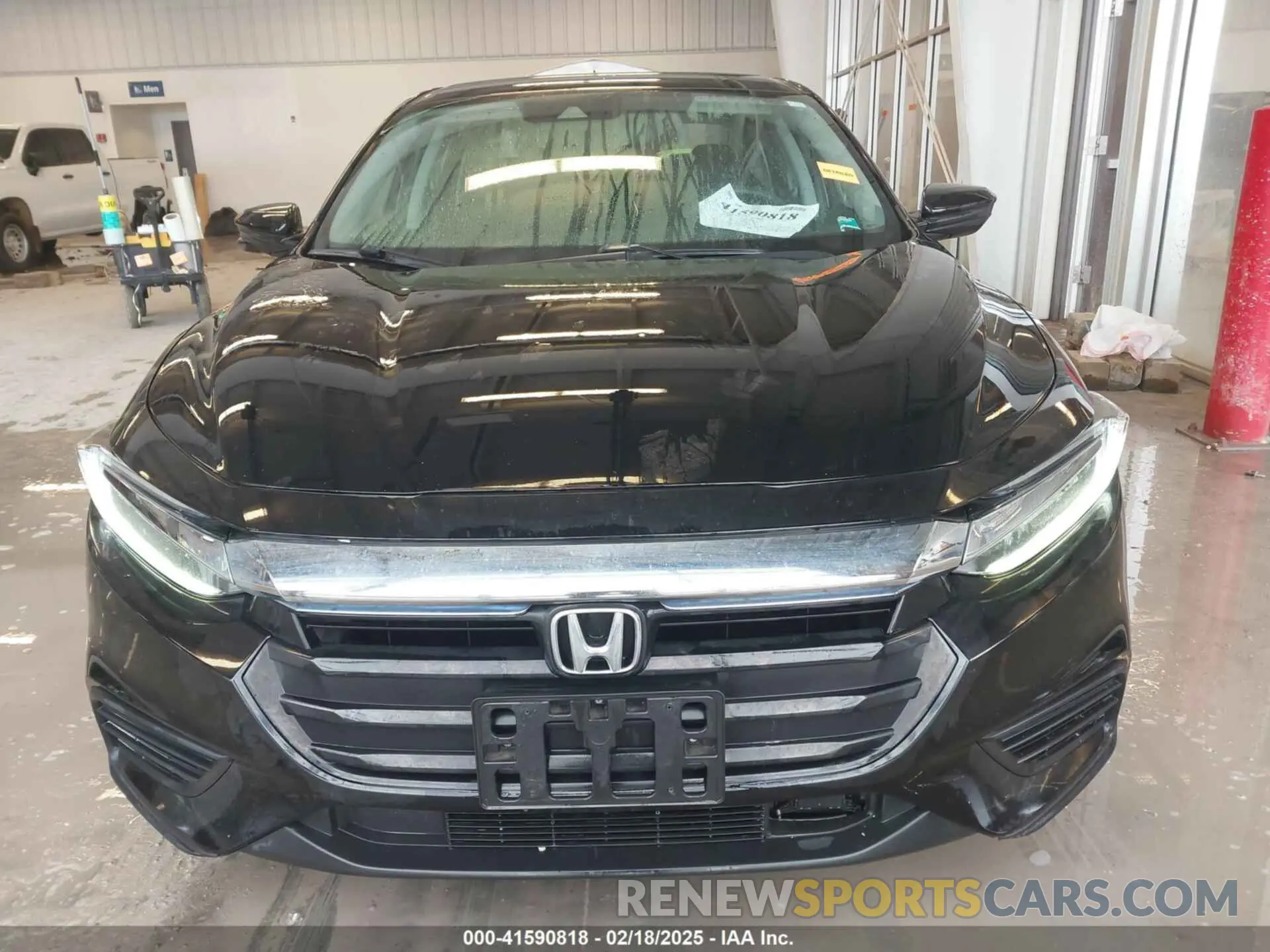 12 Фотография поврежденного автомобиля 19XZE4F58LE008670 HONDA INSIGHT 2020