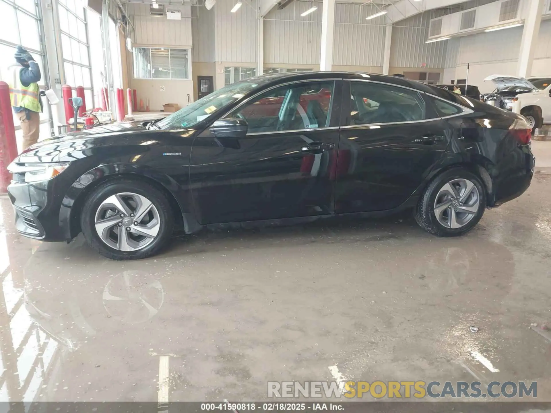 14 Фотография поврежденного автомобиля 19XZE4F58LE008670 HONDA INSIGHT 2020