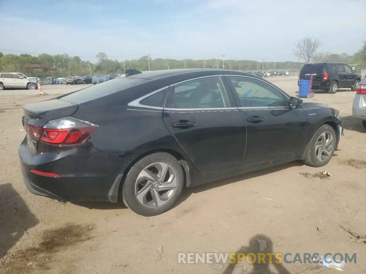 3 Фотография поврежденного автомобиля 19XZE4F58LE011830 HONDA INSIGHT 2020