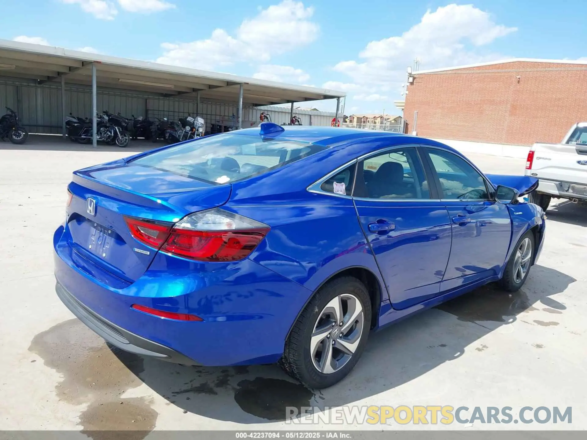 4 Фотография поврежденного автомобиля 19XZE4F5XLE007617 HONDA INSIGHT 2020