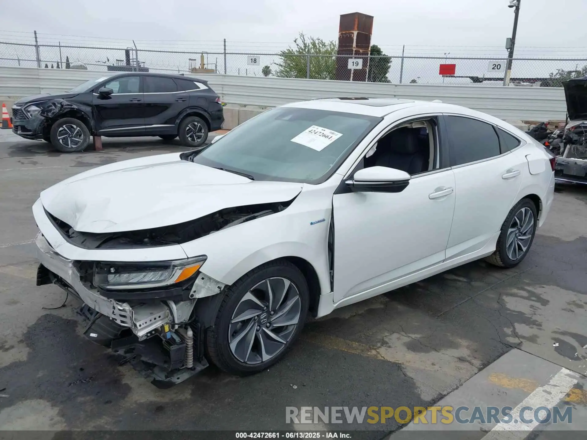 2 Photograph of a damaged car 19XZE4F91LE011025 HONDA INSIGHT 2020