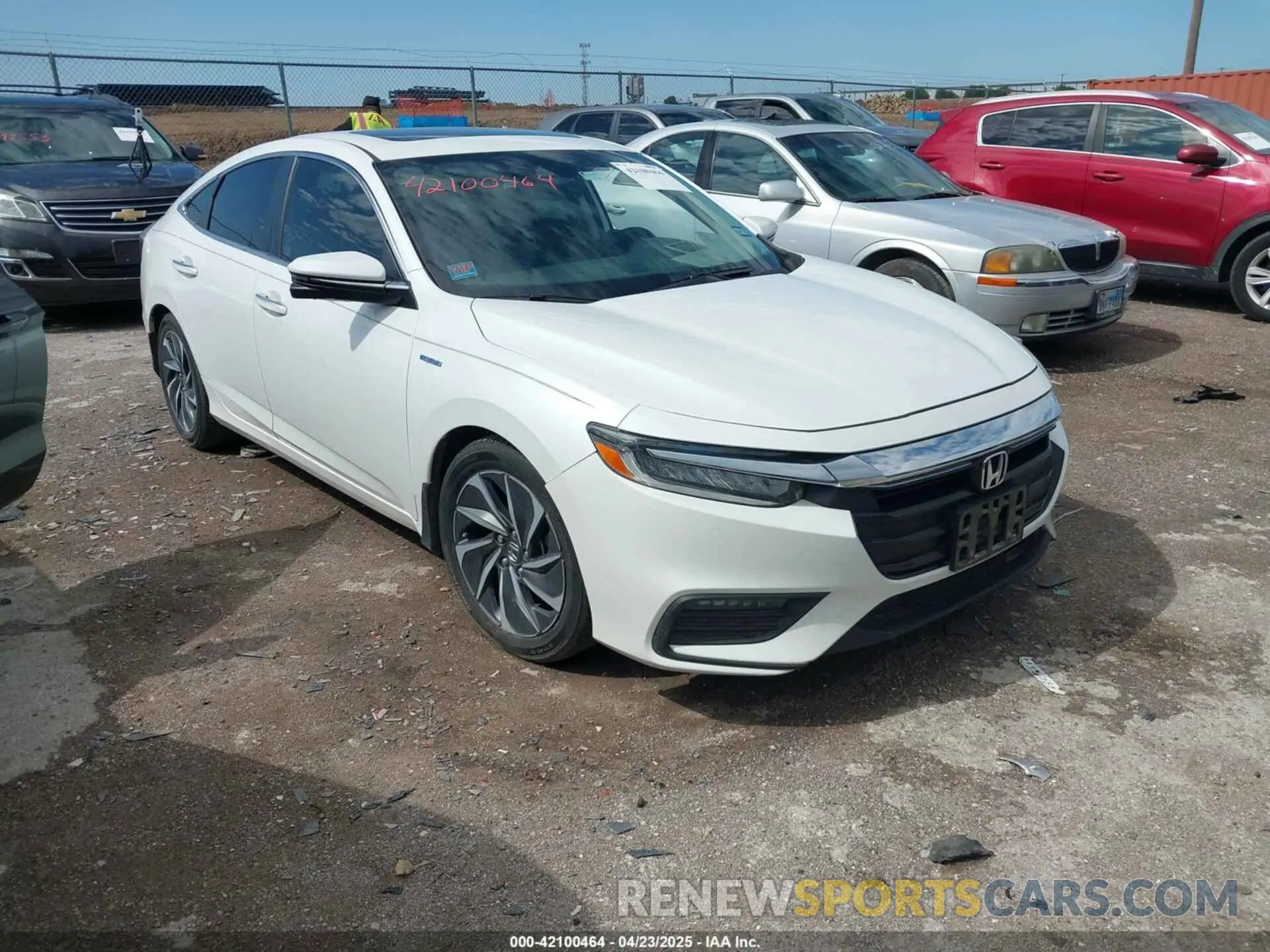 1 Фотография поврежденного автомобиля 19XZE4F93LE009017 HONDA INSIGHT 2020