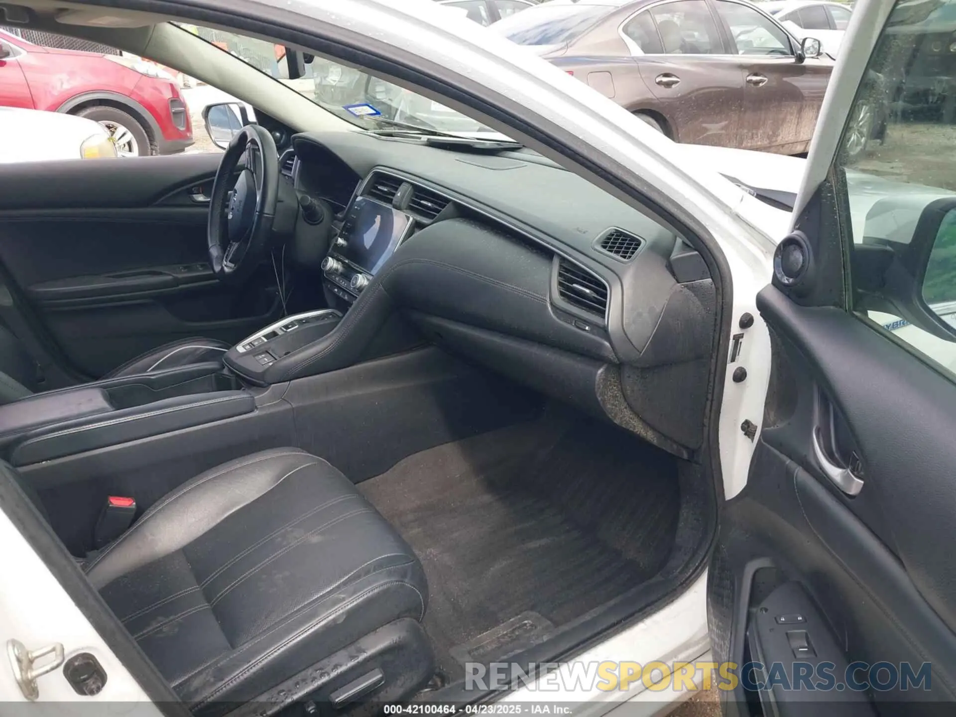 5 Фотография поврежденного автомобиля 19XZE4F93LE009017 HONDA INSIGHT 2020