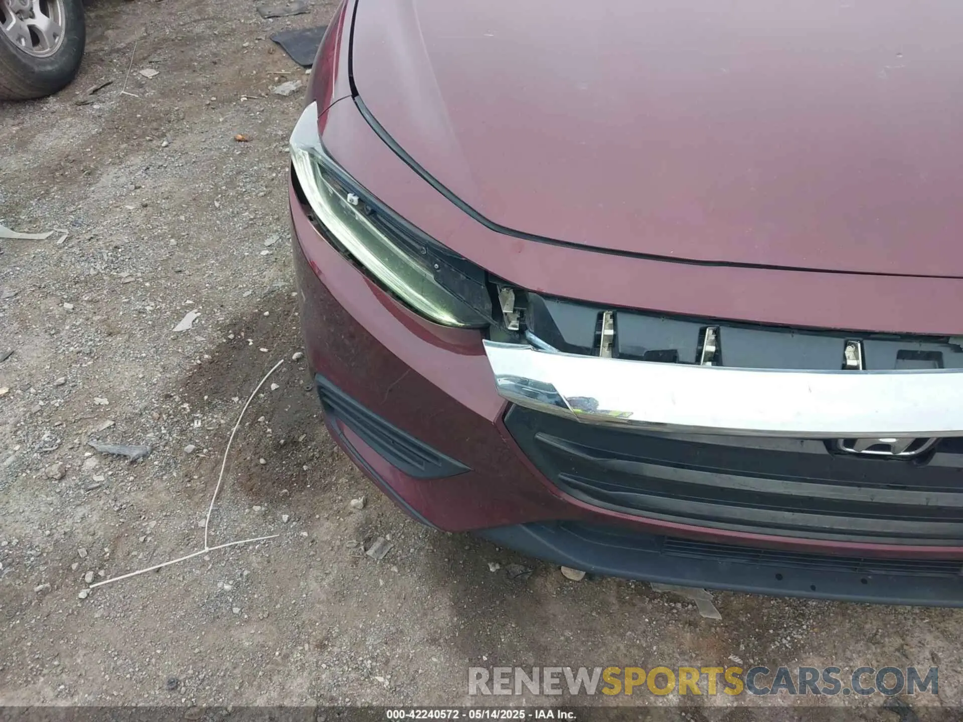 6 Photograph of a damaged car 19XZE4F93LE010040 HONDA INSIGHT 2020