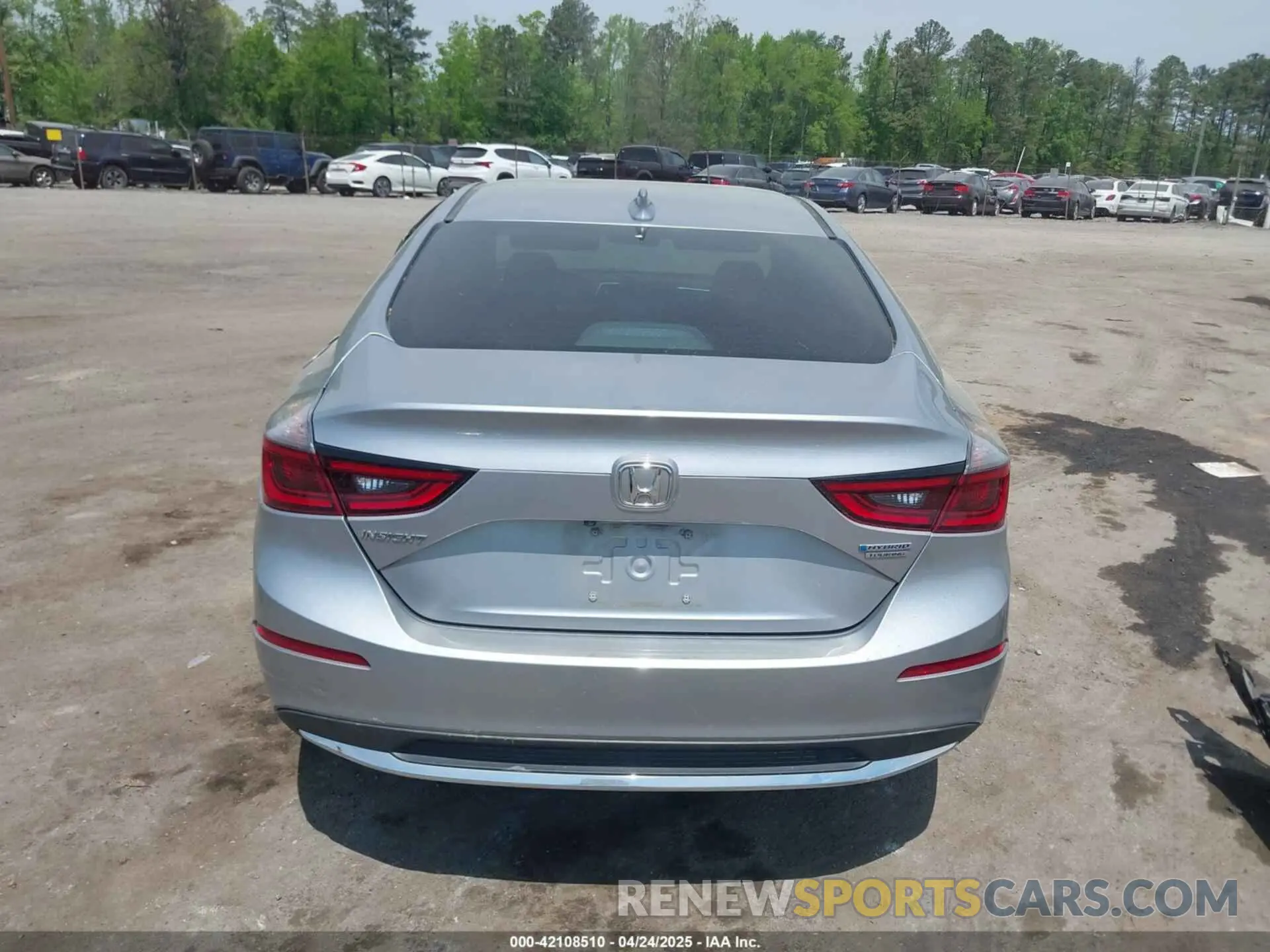 17 Photograph of a damaged car 19XZE4F94LE003419 HONDA INSIGHT 2020