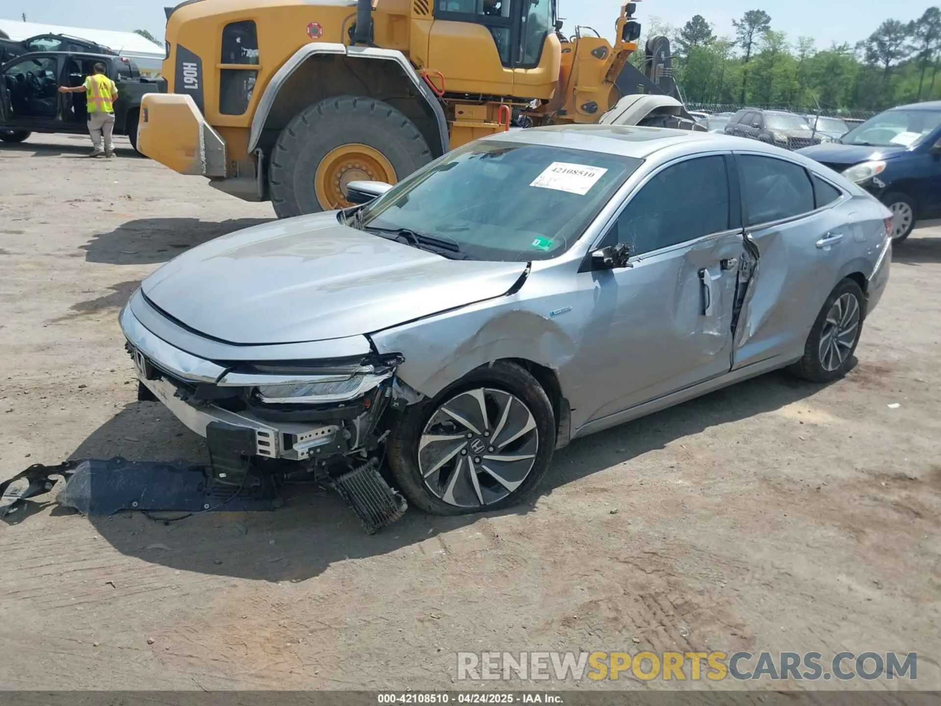 2 Photograph of a damaged car 19XZE4F94LE003419 HONDA INSIGHT 2020