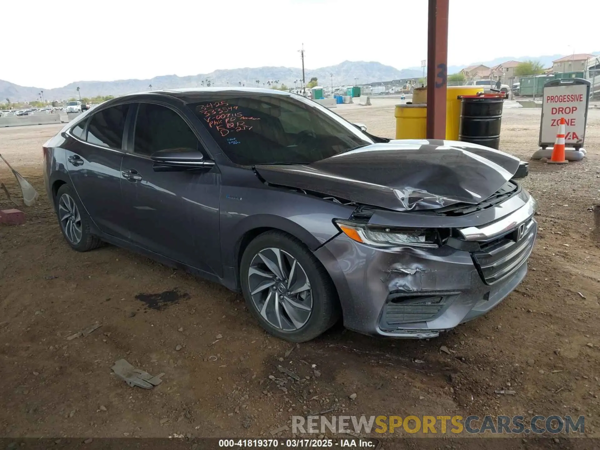1 Photograph of a damaged car 19XZE4F94LE007115 HONDA INSIGHT 2020