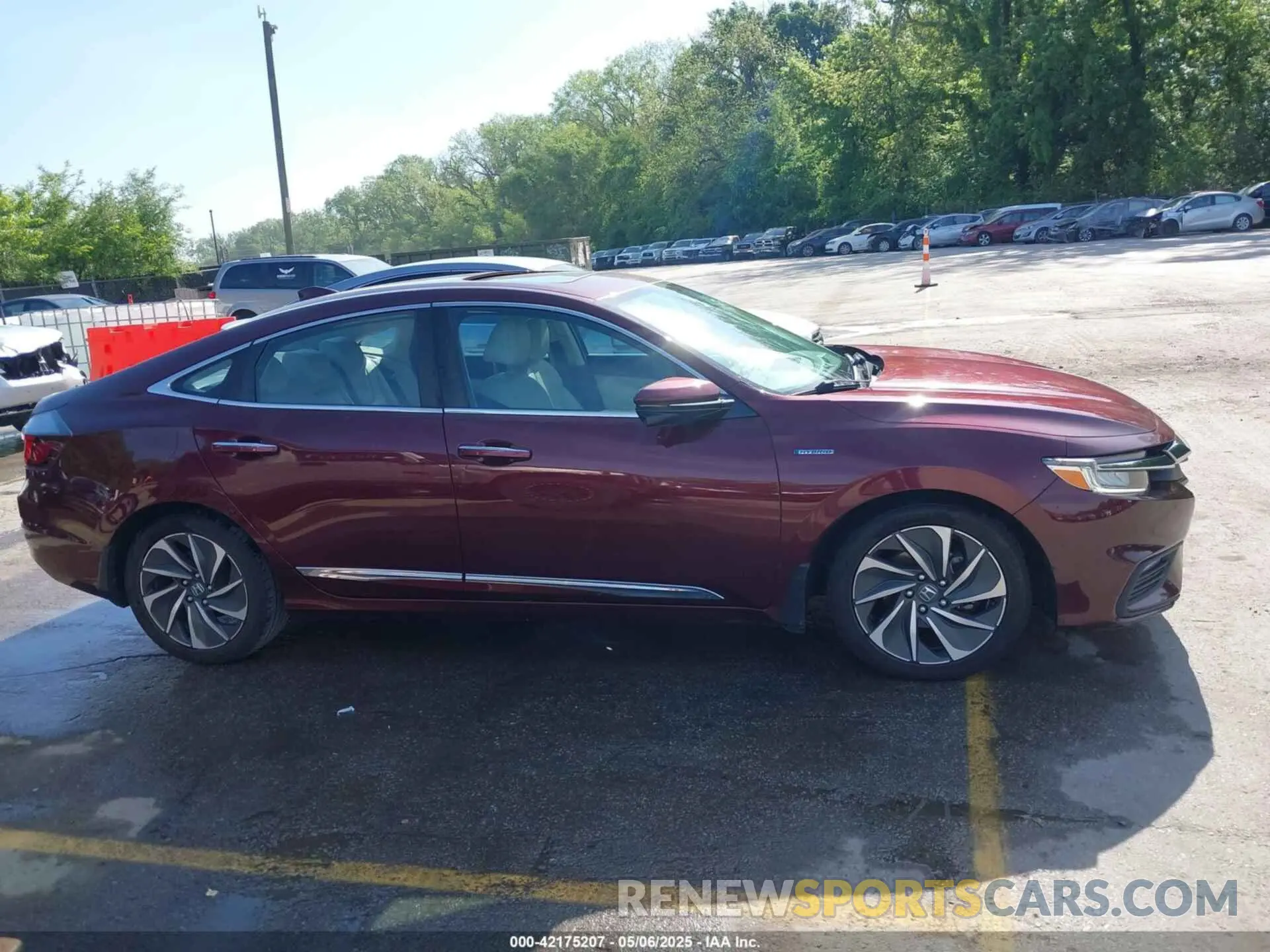 13 Photograph of a damaged car 19XZE4F95LE011531 HONDA INSIGHT 2020