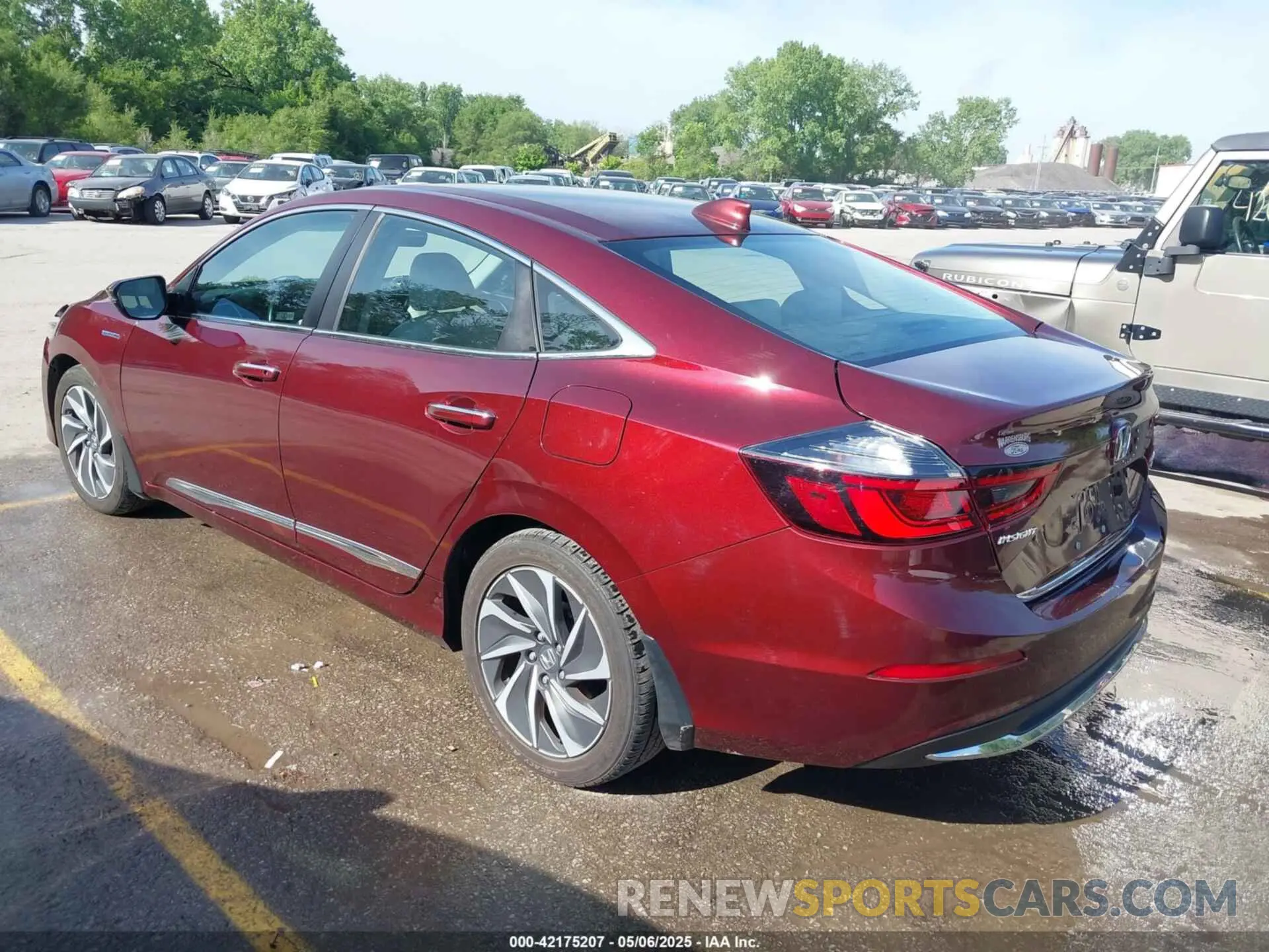 3 Photograph of a damaged car 19XZE4F95LE011531 HONDA INSIGHT 2020
