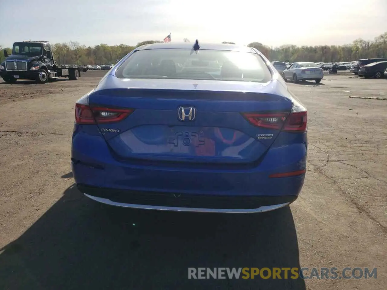 6 Photograph of a damaged car 19XZE4F98LE010566 HONDA INSIGHT 2020