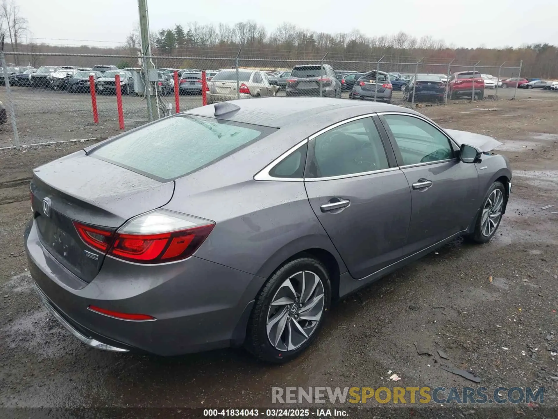 4 Фотография поврежденного автомобиля 19XZE4F98LE011149 HONDA INSIGHT 2020