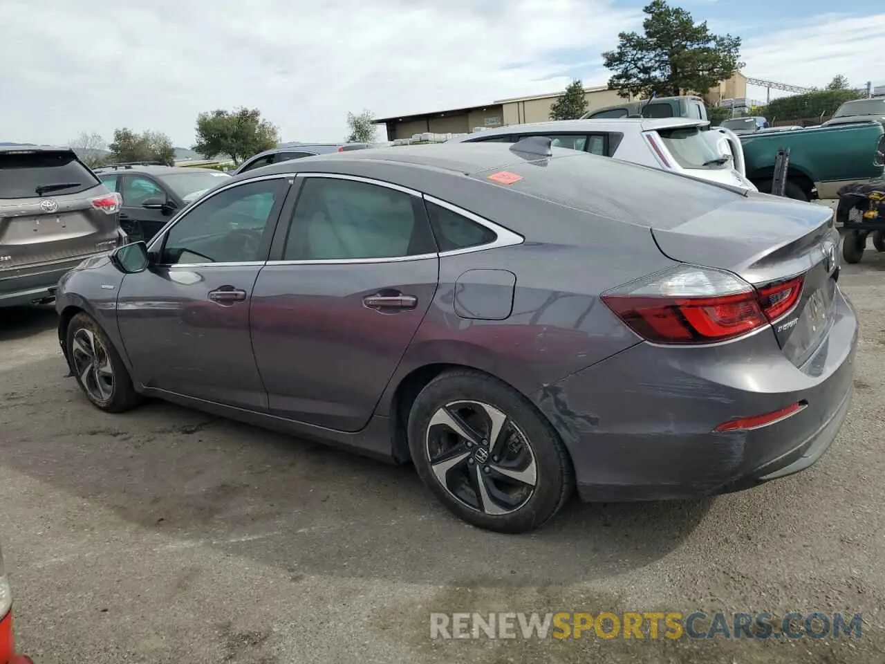 2 Photograph of a damaged car 19XZE4F50ME000452 HONDA INSIGHT 2021