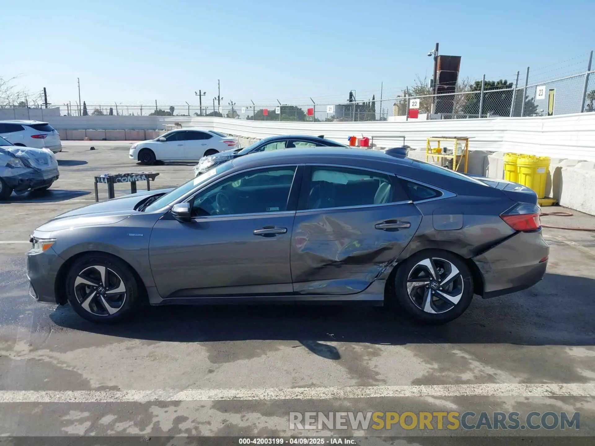 14 Фотография поврежденного автомобиля 19XZE4F50ME011659 HONDA INSIGHT 2021