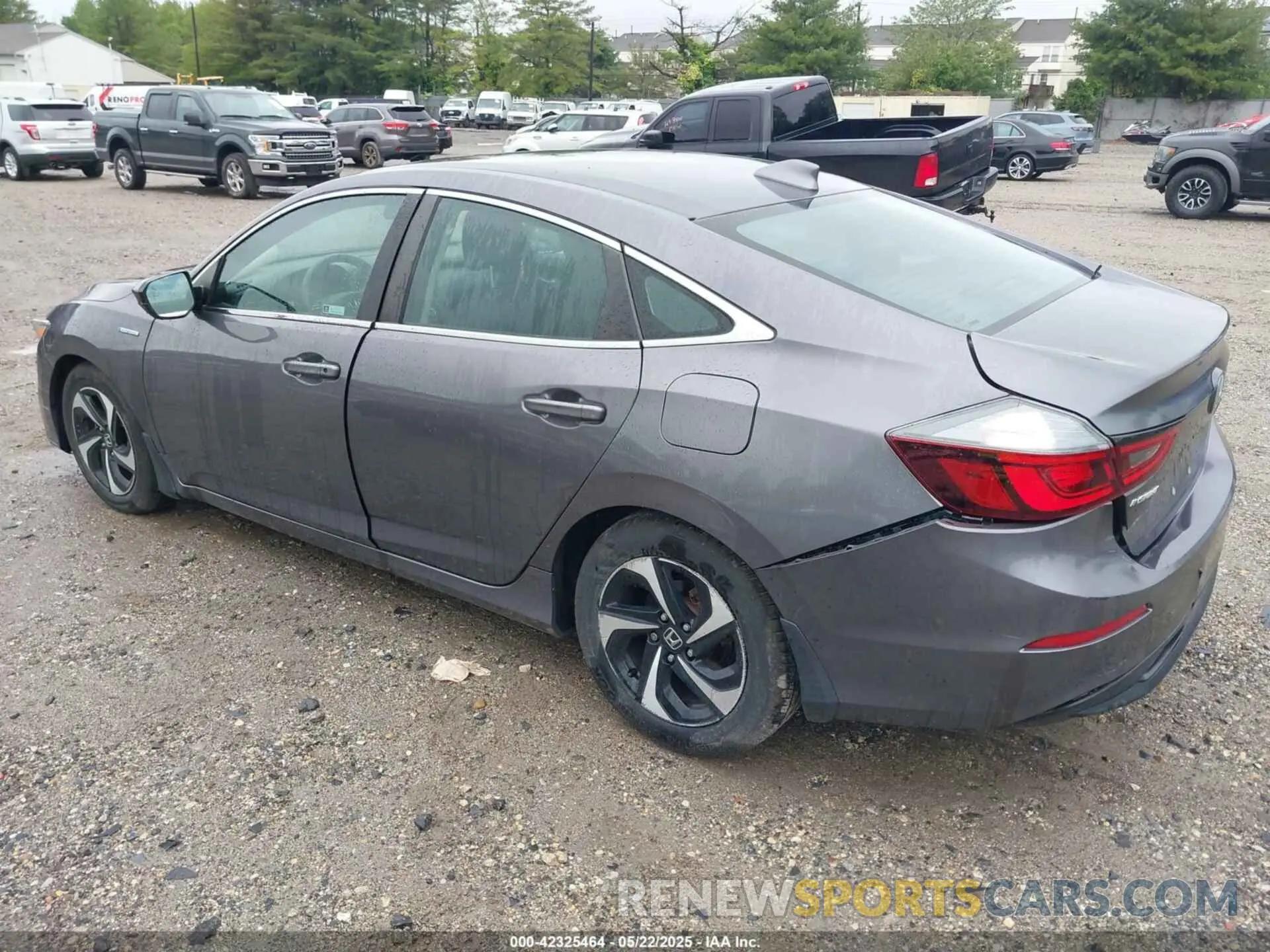 3 Photograph of a damaged car 19XZE4F52ME009864 HONDA INSIGHT 2021