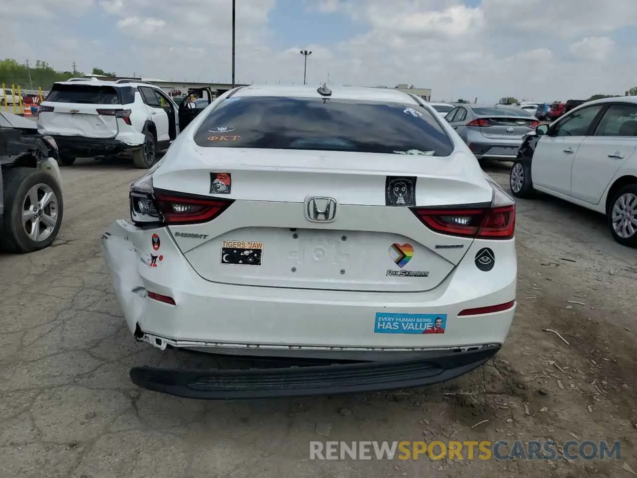 6 Photograph of a damaged car 19XZE4F54ME003936 HONDA INSIGHT 2021