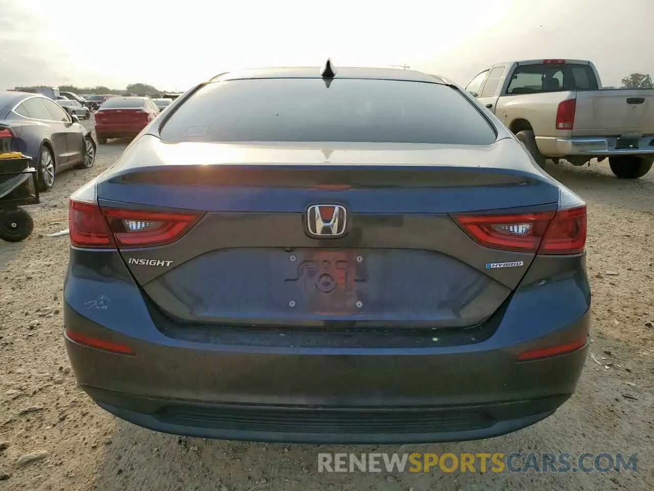 6 Фотография поврежденного автомобиля 19XZE4F58ME003664 HONDA INSIGHT 2021