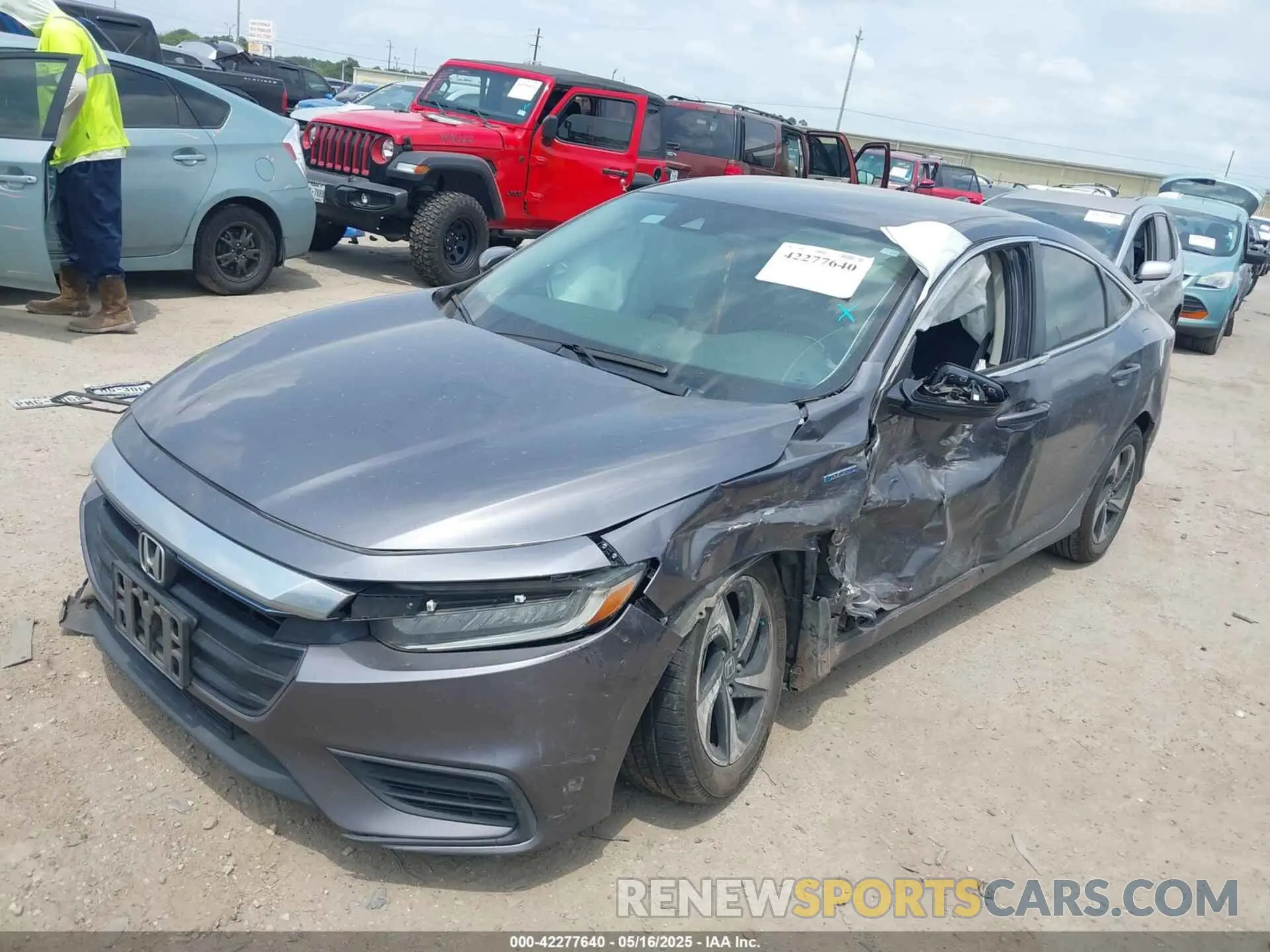 2 Фотография поврежденного автомобиля 19XZE4F59ME002359 HONDA INSIGHT 2021