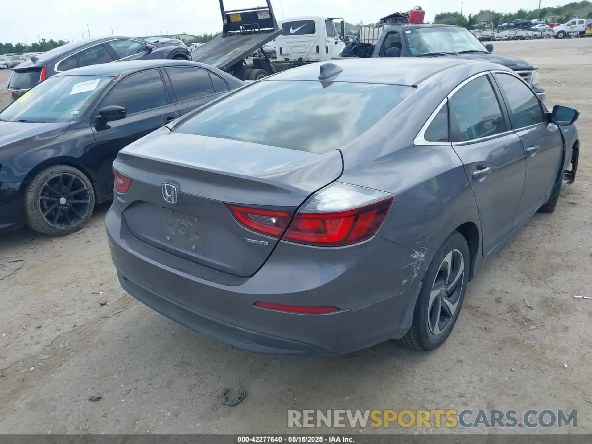 4 Фотография поврежденного автомобиля 19XZE4F59ME002359 HONDA INSIGHT 2021