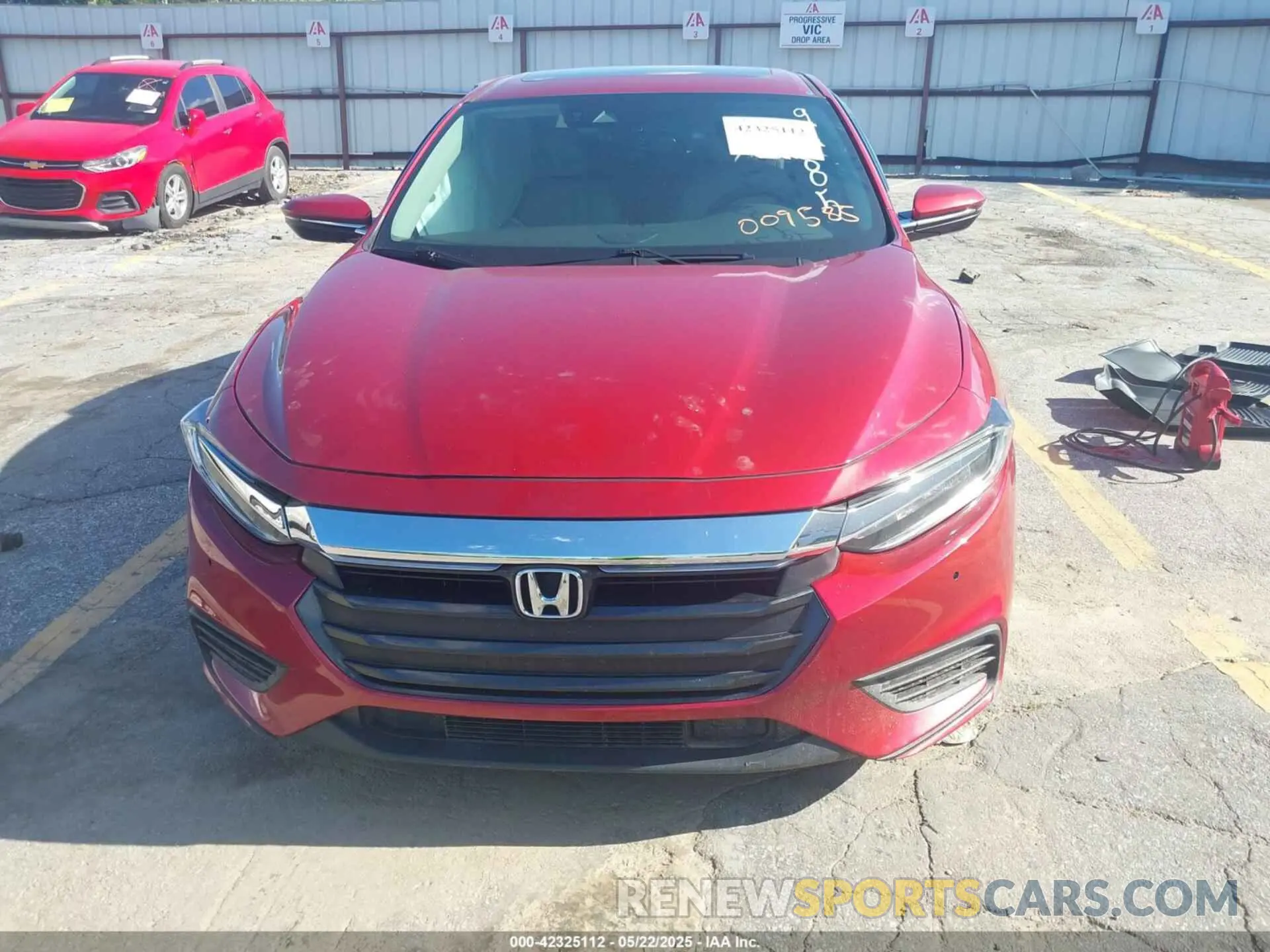 11 Photograph of a damaged car 19XZE4F95ME009585 HONDA INSIGHT 2021