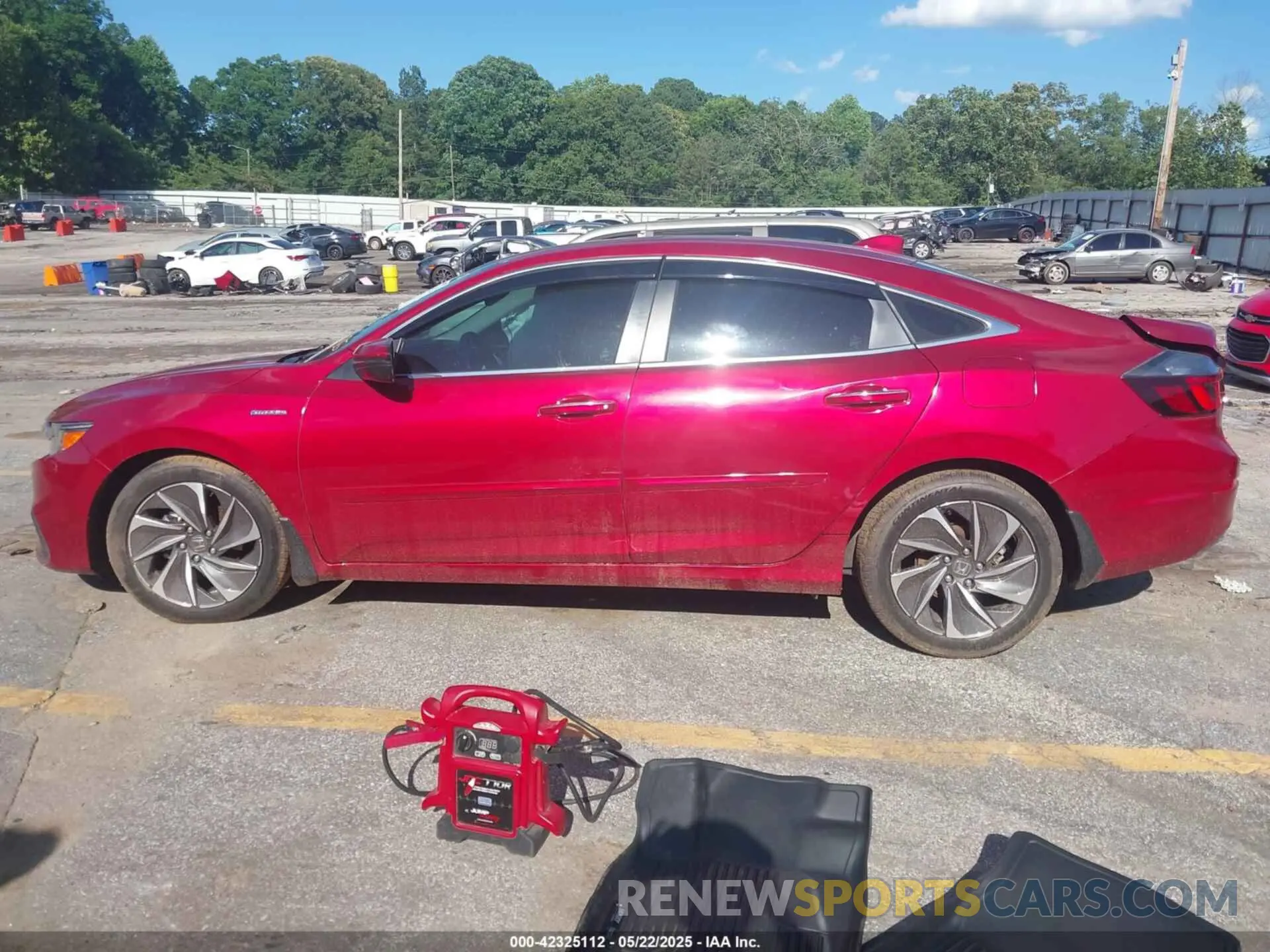 13 Photograph of a damaged car 19XZE4F95ME009585 HONDA INSIGHT 2021