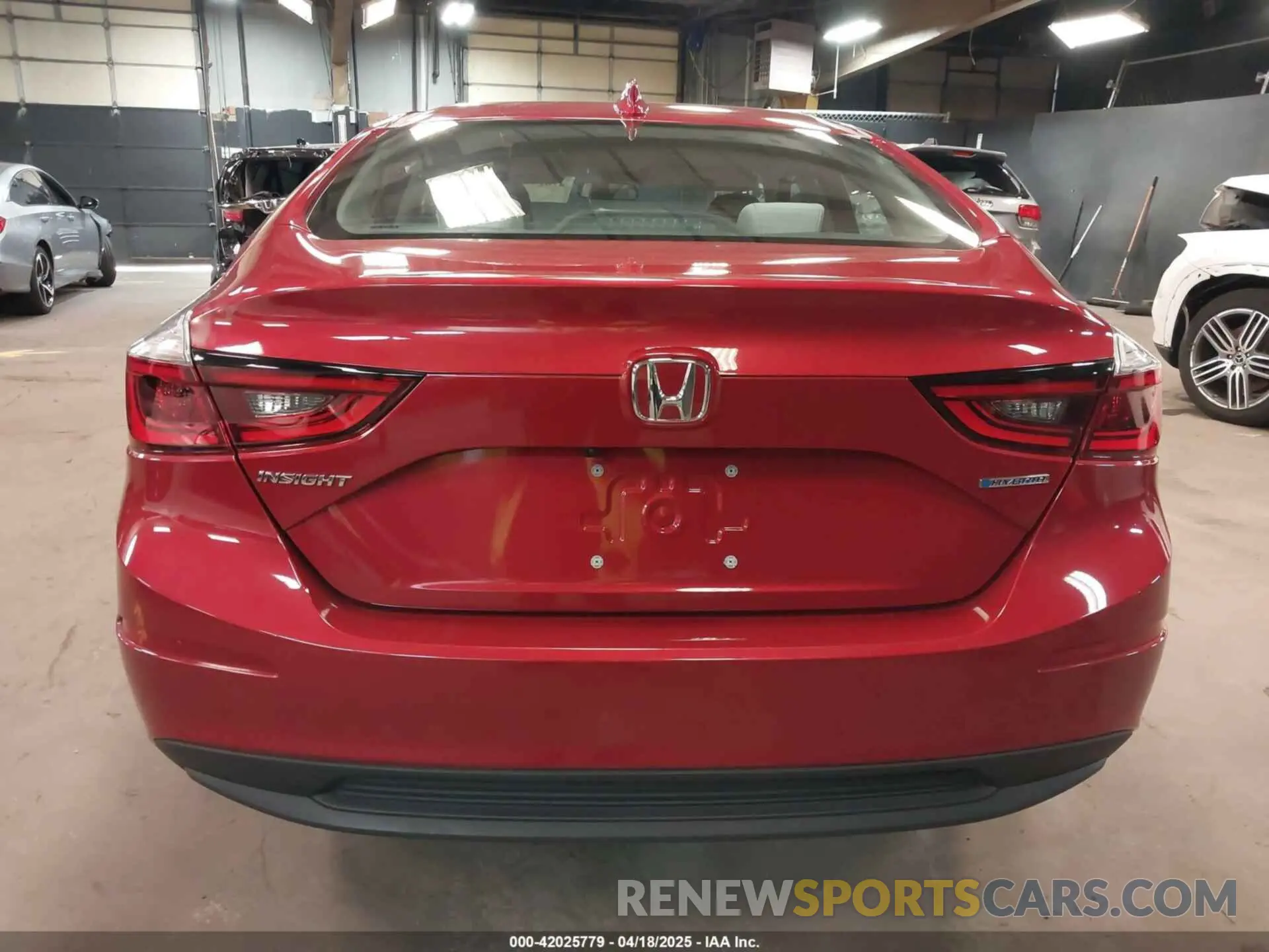 16 Фотография поврежденного автомобиля 19XZE4F50NE006513 HONDA INSIGHT 2022