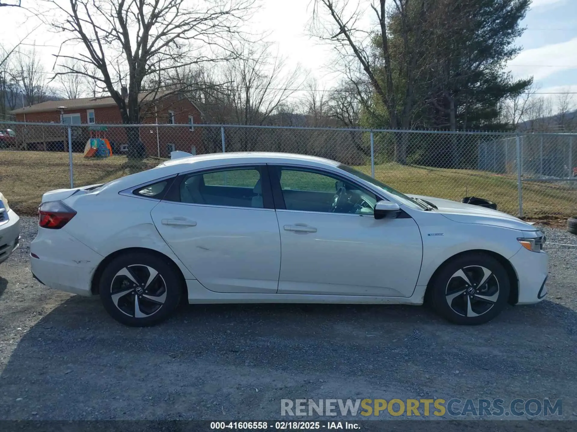 14 Photograph of a damaged car 19XZE4F51NE007167 HONDA INSIGHT 2022