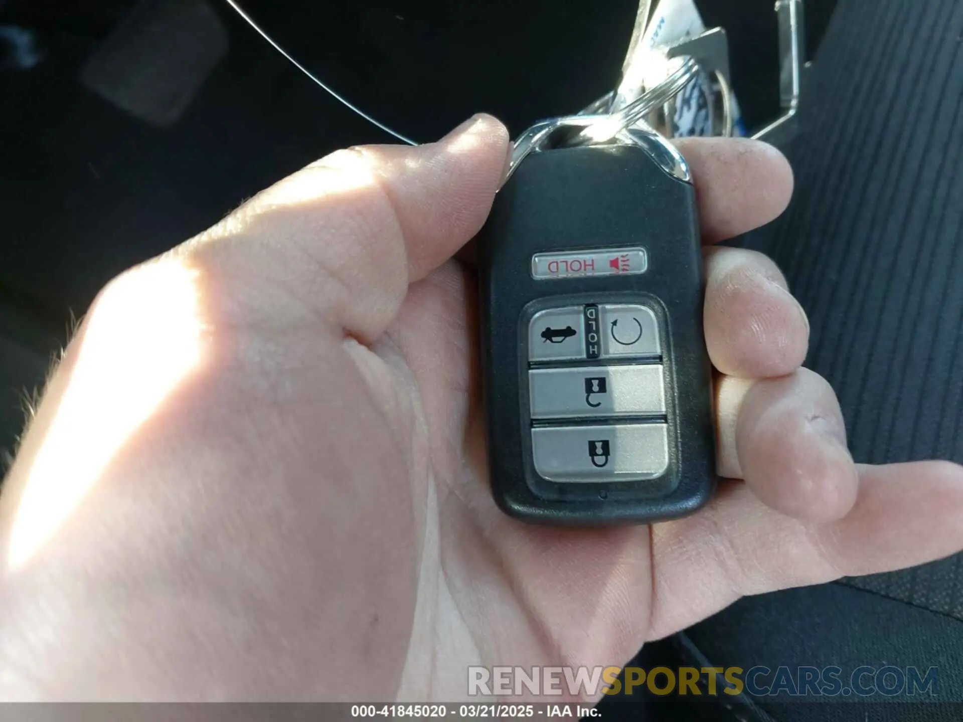 11 Photograph of a damaged car 19XZE4F51NE011607 HONDA INSIGHT 2022