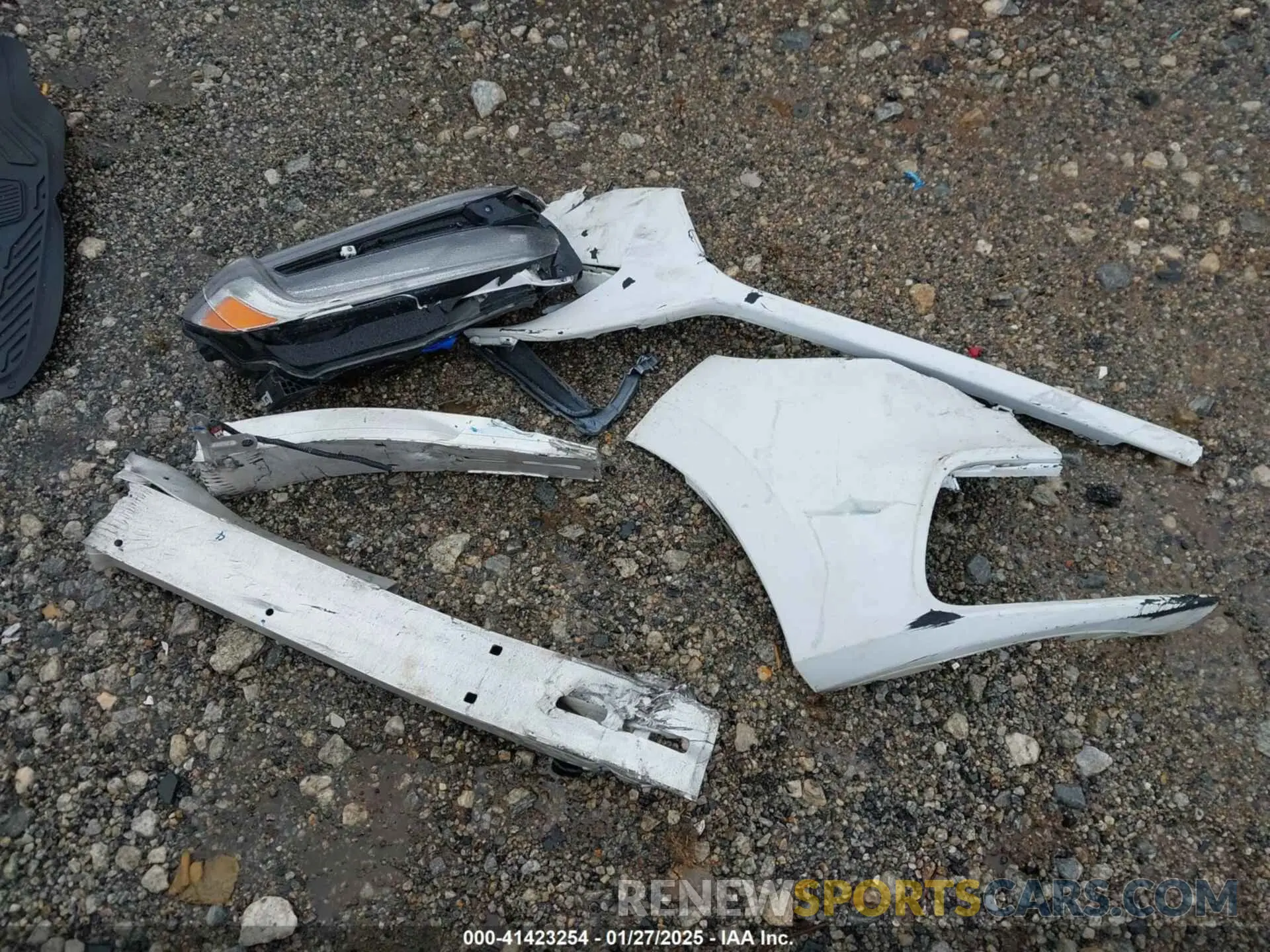 11 Фотография поврежденного автомобиля 19XZE4F52NE002561 HONDA INSIGHT 2022