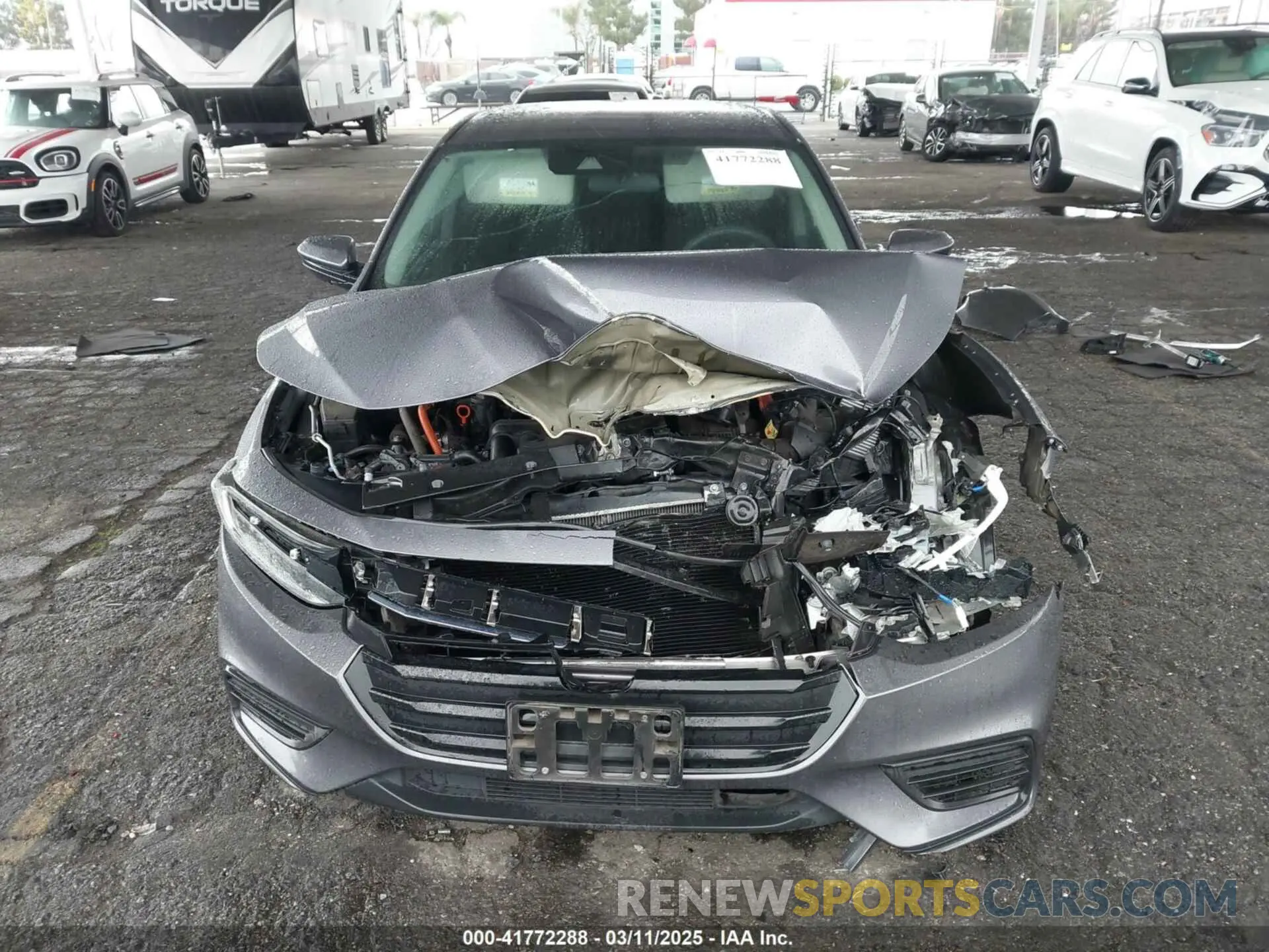 12 Фотография поврежденного автомобиля 19XZE4F52NE009235 HONDA INSIGHT 2022