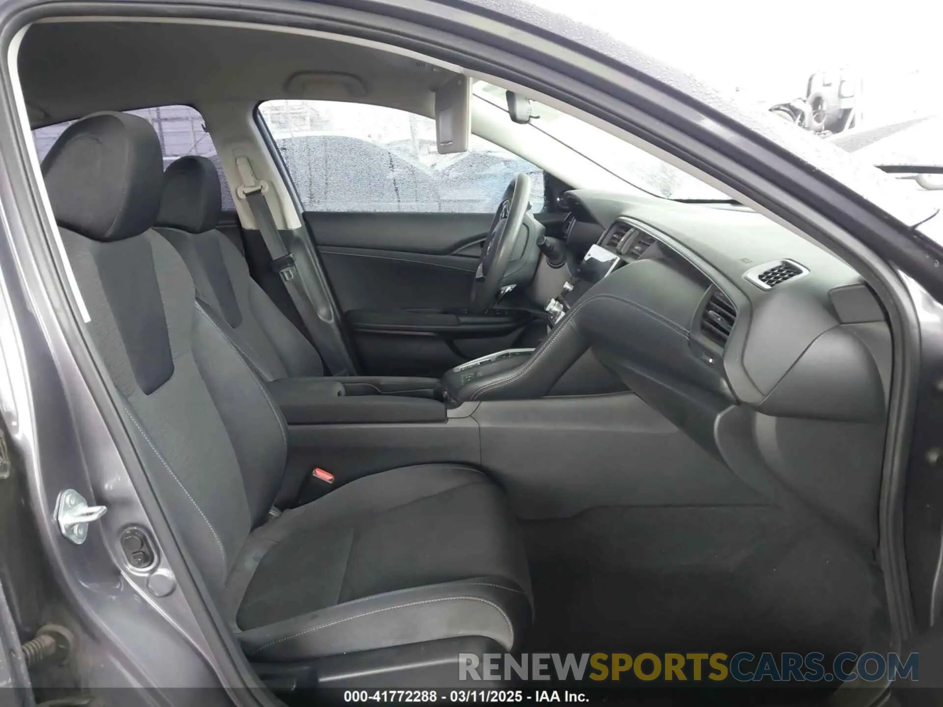 5 Фотография поврежденного автомобиля 19XZE4F52NE009235 HONDA INSIGHT 2022