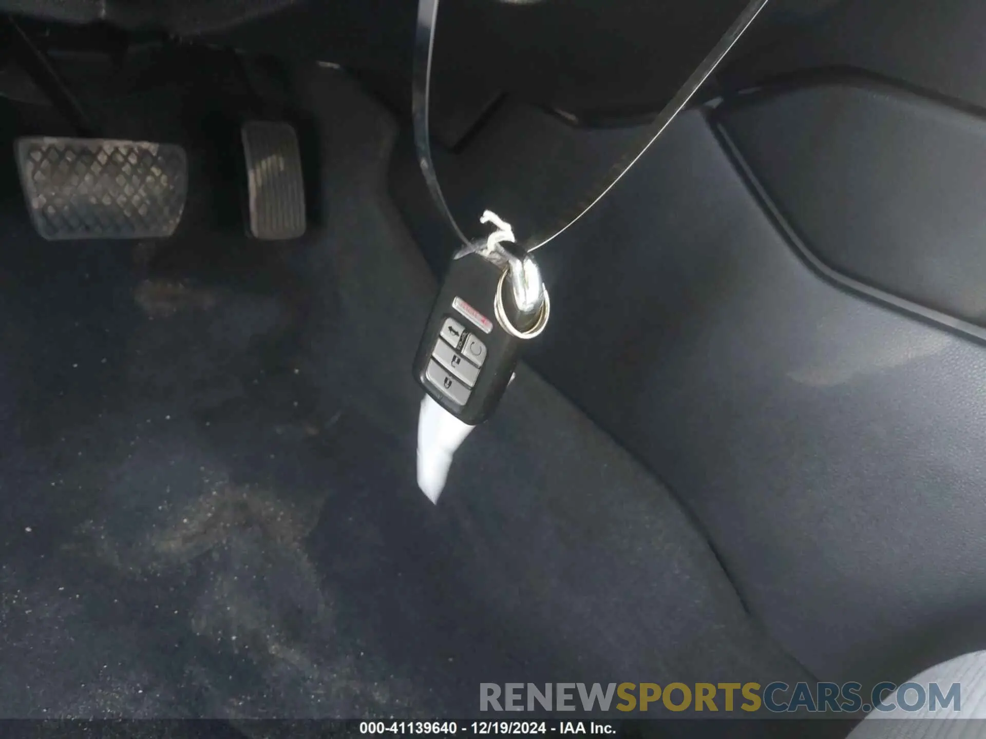 11 Фотография поврежденного автомобиля 19XZE4F52NE009803 HONDA INSIGHT 2022