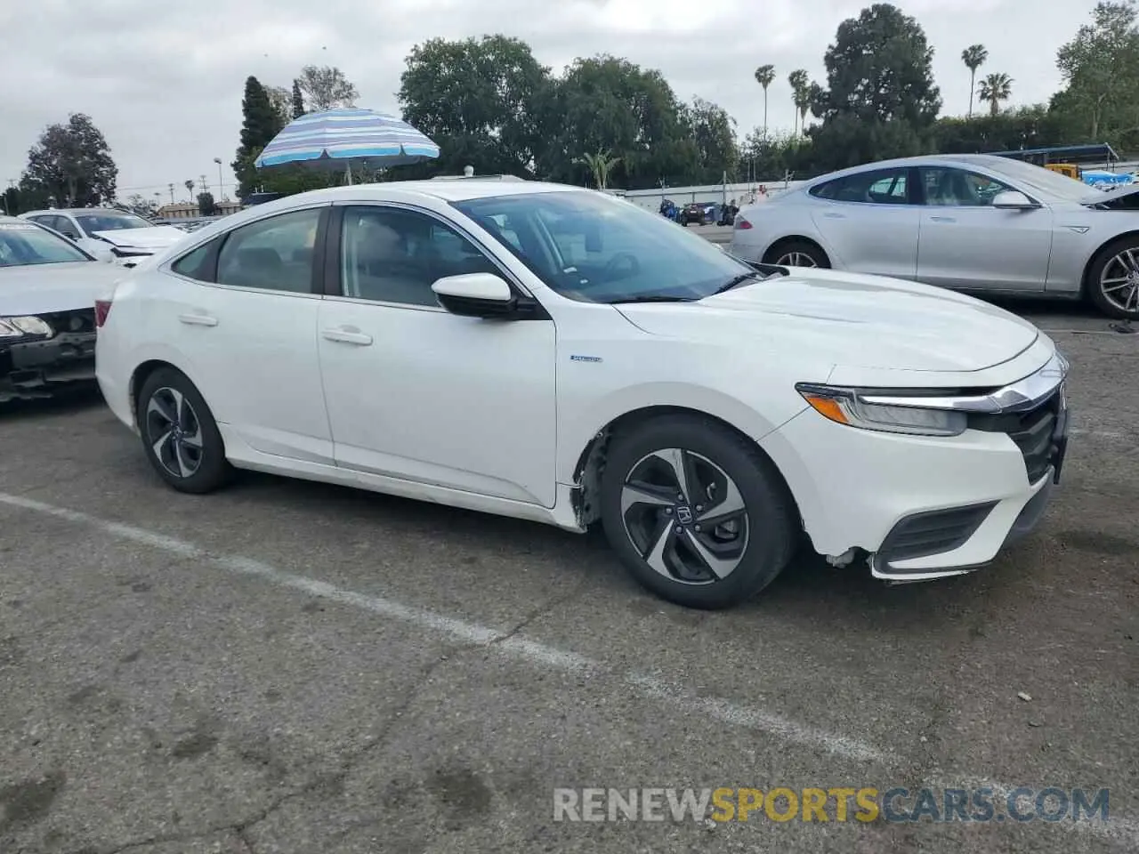 4 Фотография поврежденного автомобиля 19XZE4F52NE014032 HONDA INSIGHT 2022