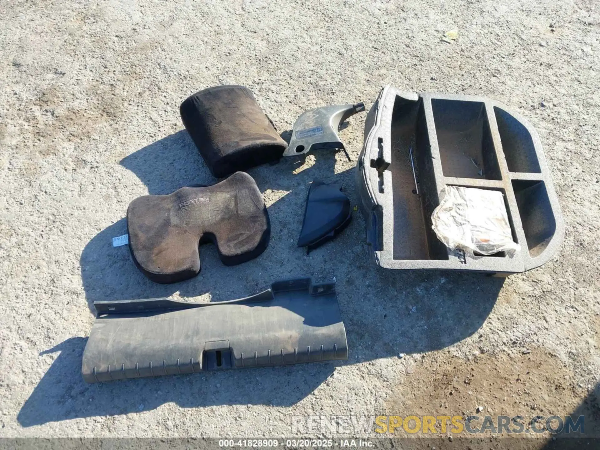 11 Фотография поврежденного автомобиля 19XZE4F54NE003579 HONDA INSIGHT 2022