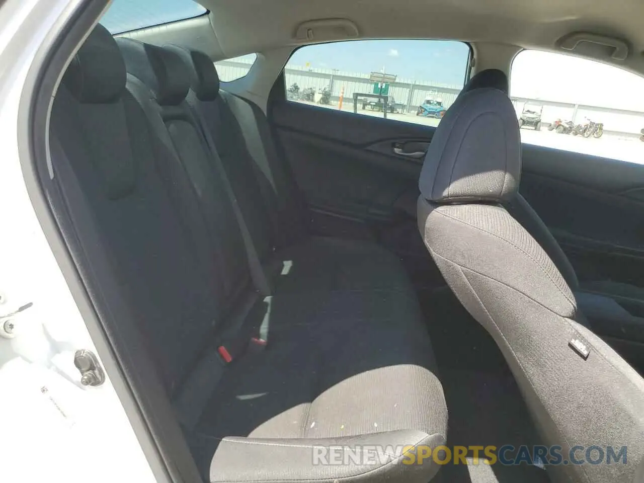 10 Photograph of a damaged car 19XZE4F55NE009889 HONDA INSIGHT 2022