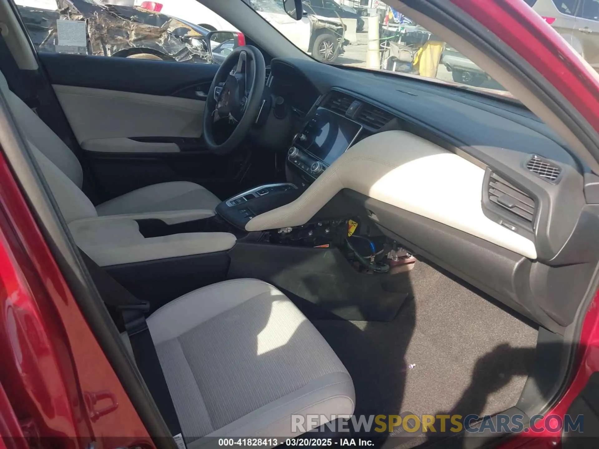 5 Photograph of a damaged car 19XZE4F58NE012057 HONDA INSIGHT 2022