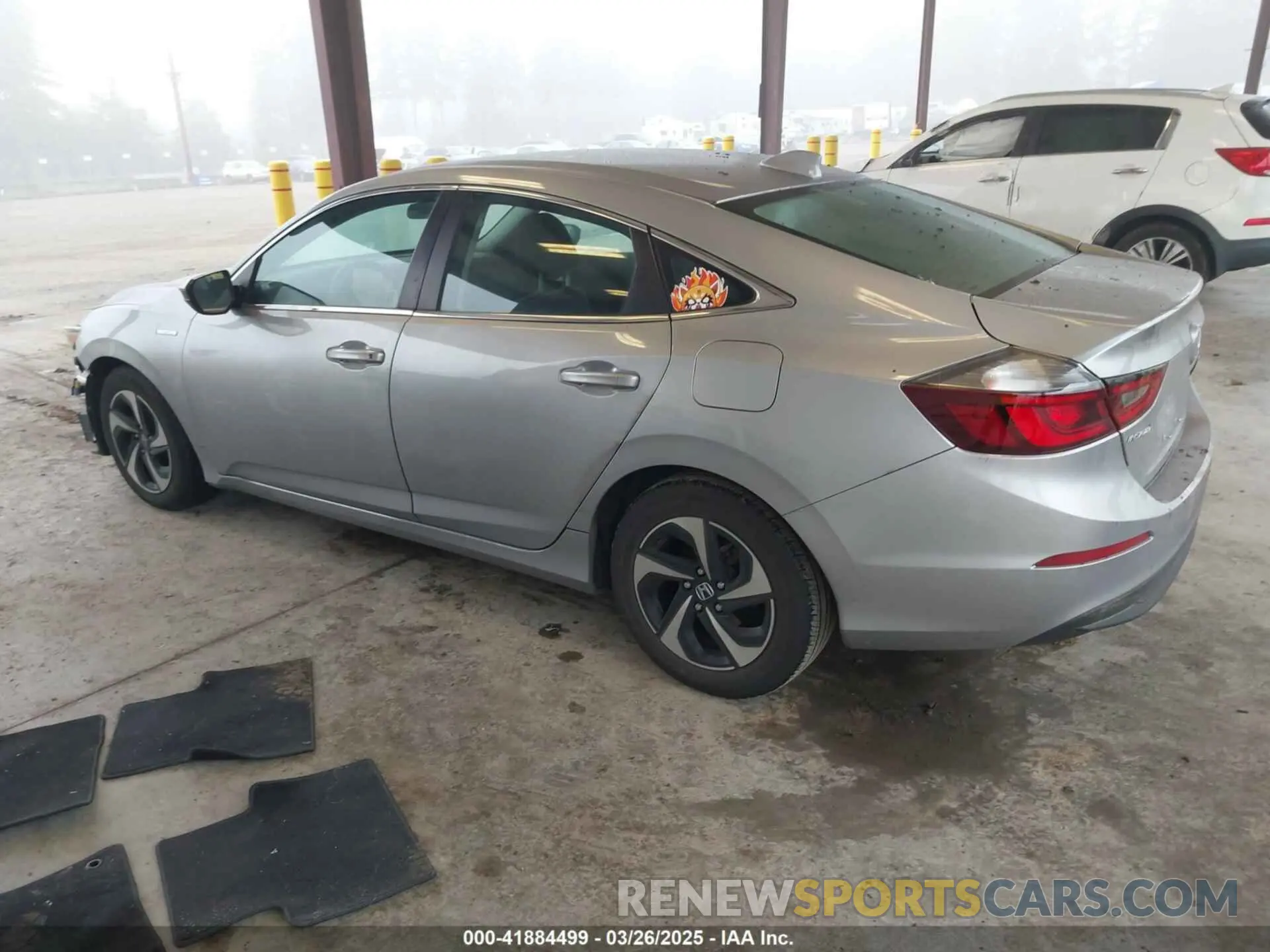 3 Фотография поврежденного автомобиля 19XZE4F58NE015881 HONDA INSIGHT 2022