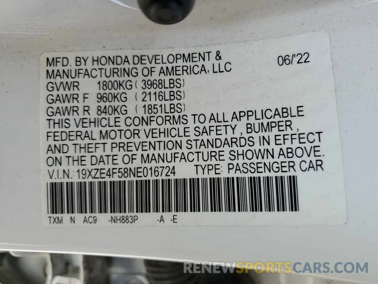 12 Photograph of a damaged car 19XZE4F58NE016724 HONDA INSIGHT 2022