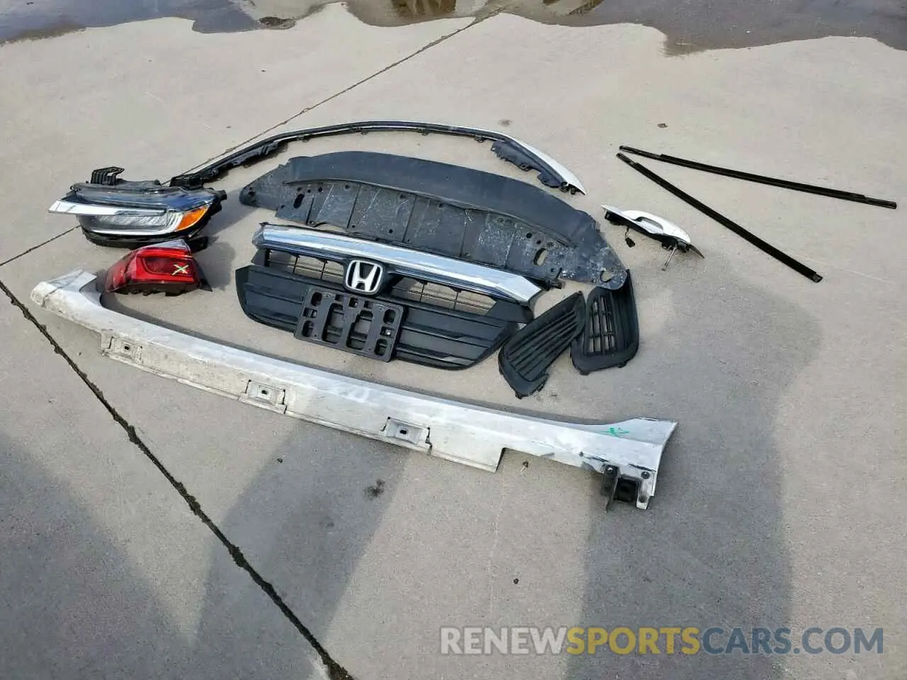 12 Фотография поврежденного автомобиля 19XZE4F59NE010298 HONDA INSIGHT 2022