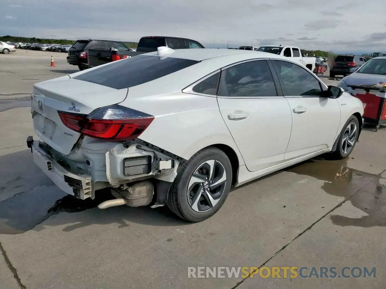 3 Фотография поврежденного автомобиля 19XZE4F59NE010298 HONDA INSIGHT 2022