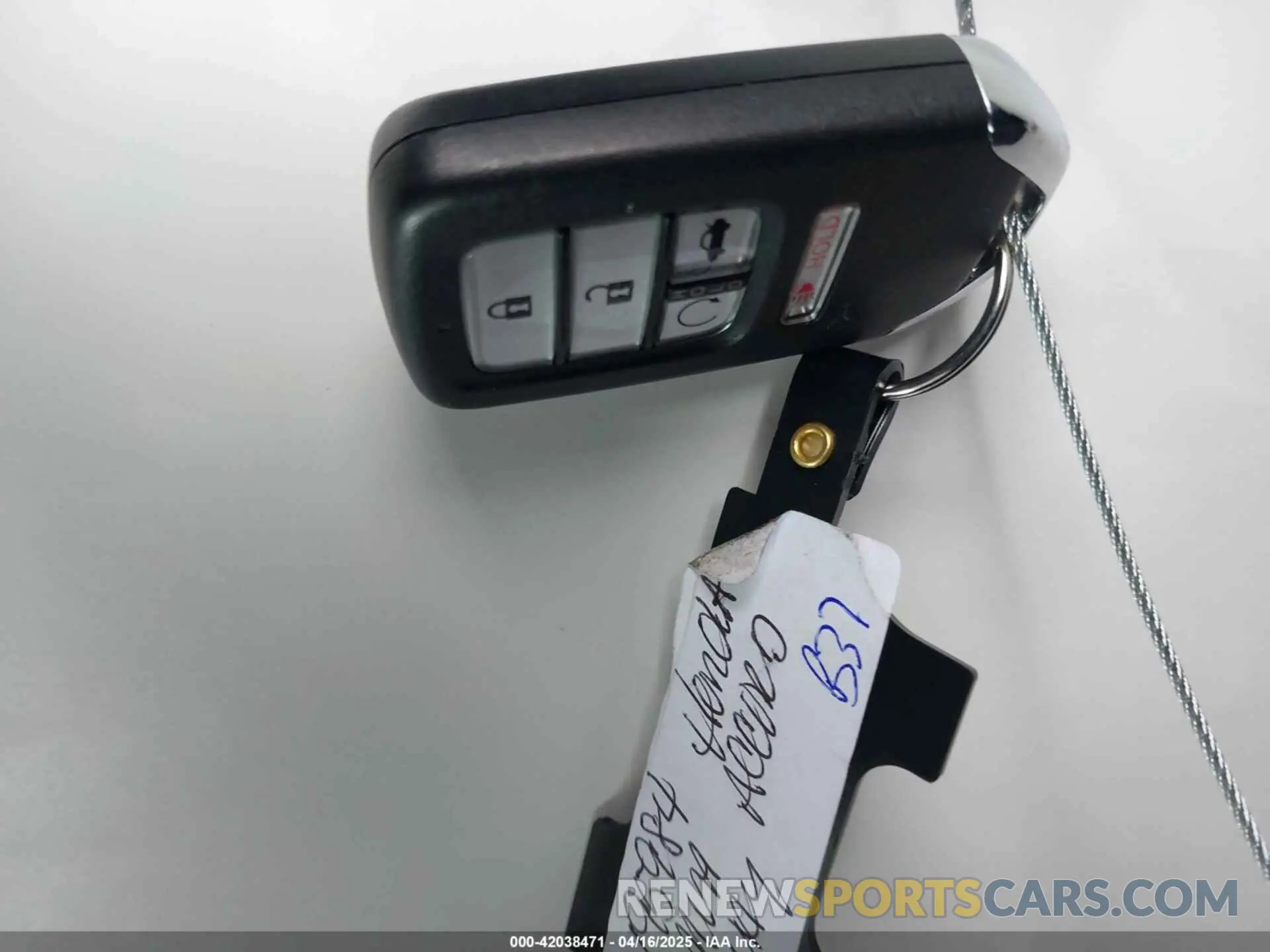 11 Фотография поврежденного автомобиля 19XZE4F90NE007552 HONDA INSIGHT 2022