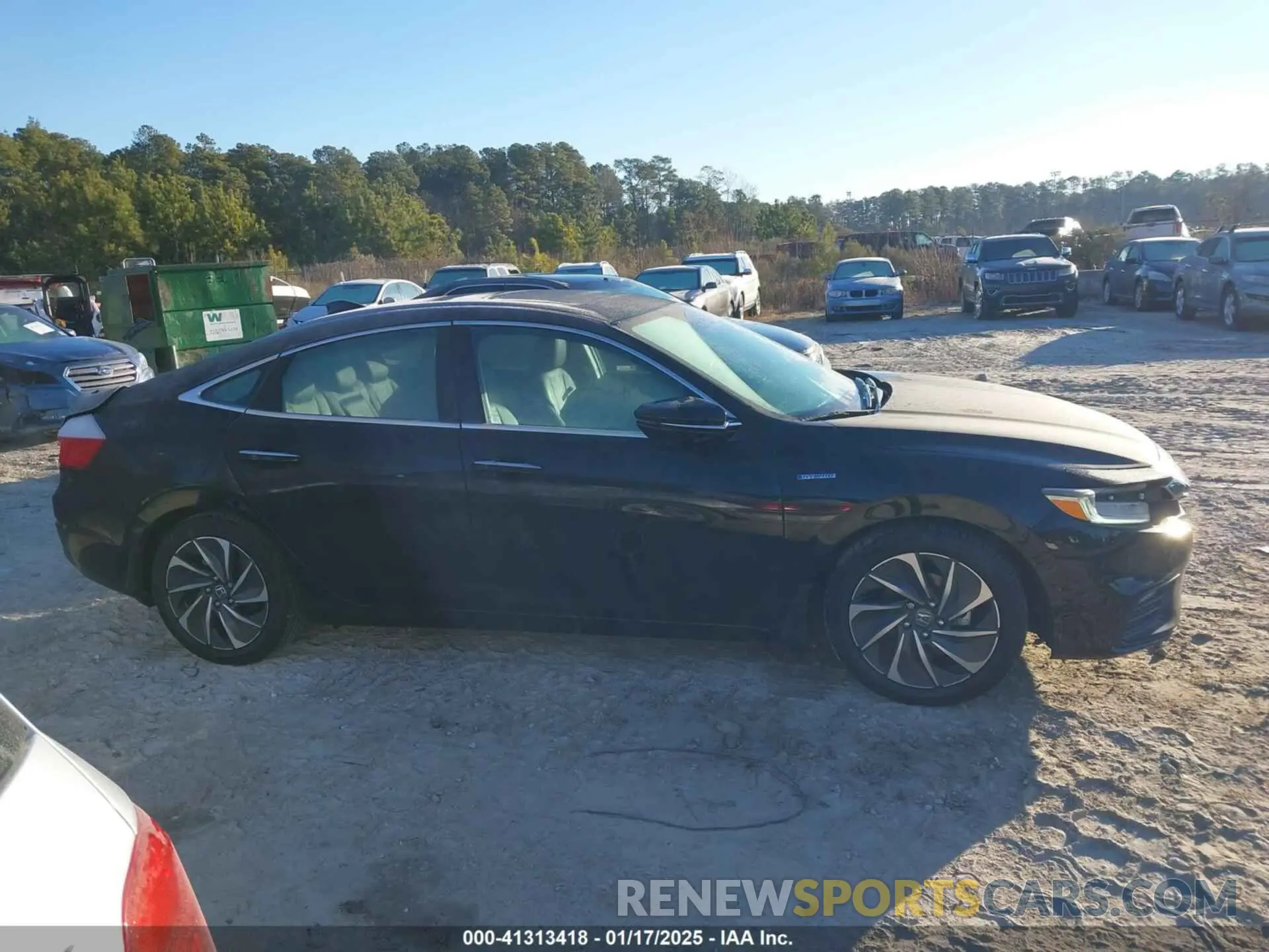 13 Photograph of a damaged car 19XZE4F90NE008894 HONDA INSIGHT 2022