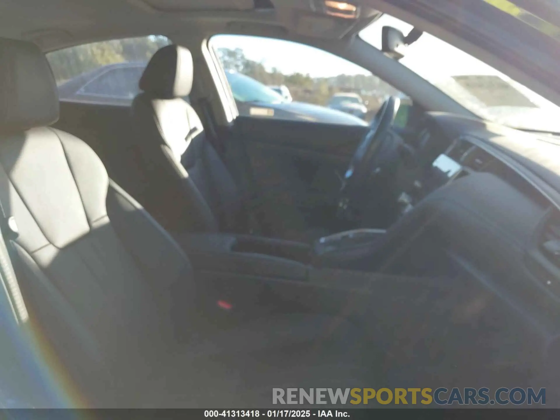 5 Photograph of a damaged car 19XZE4F90NE008894 HONDA INSIGHT 2022
