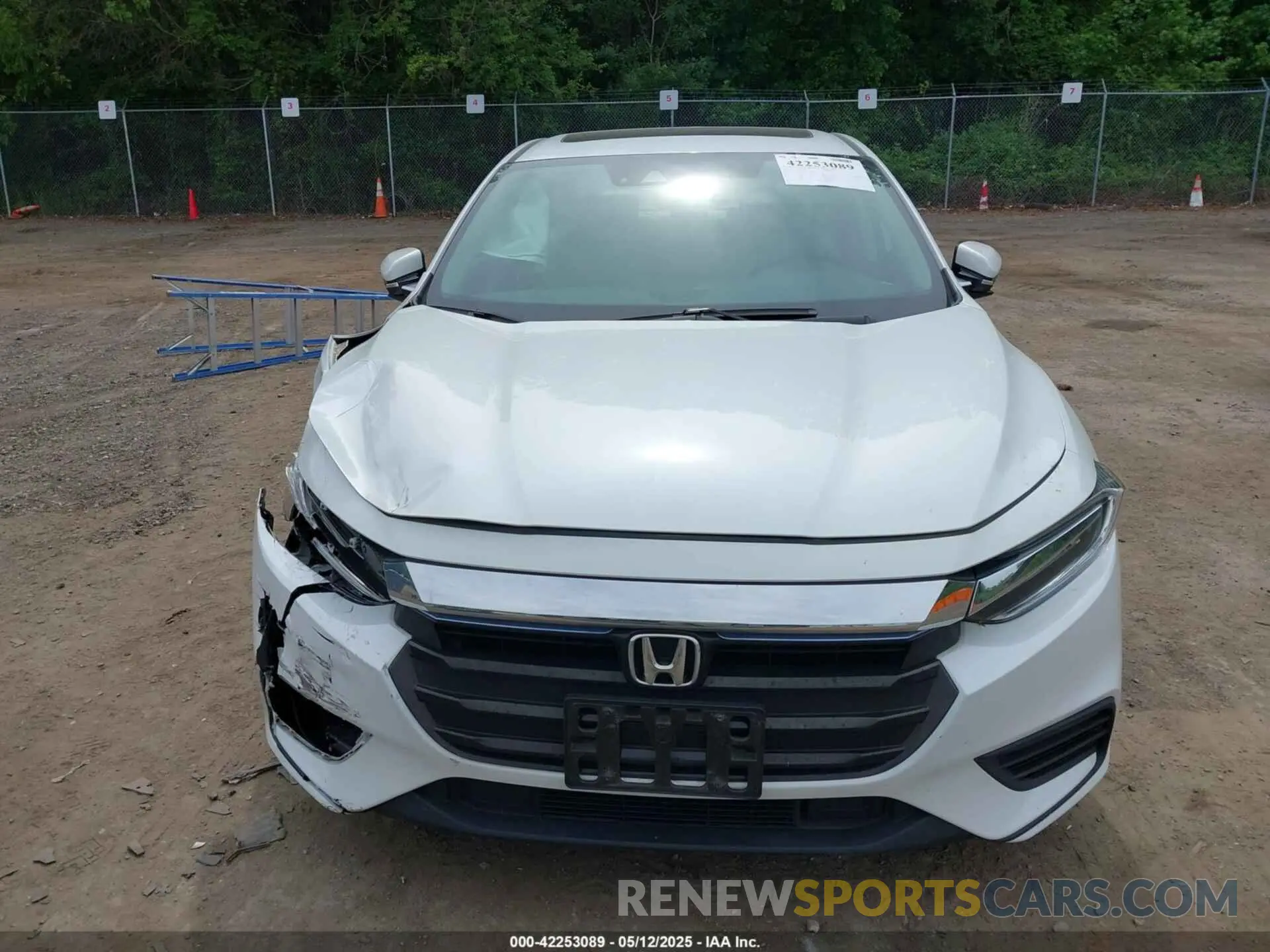12 Photograph of a damaged car 19XZE4F95NE004694 HONDA INSIGHT 2022